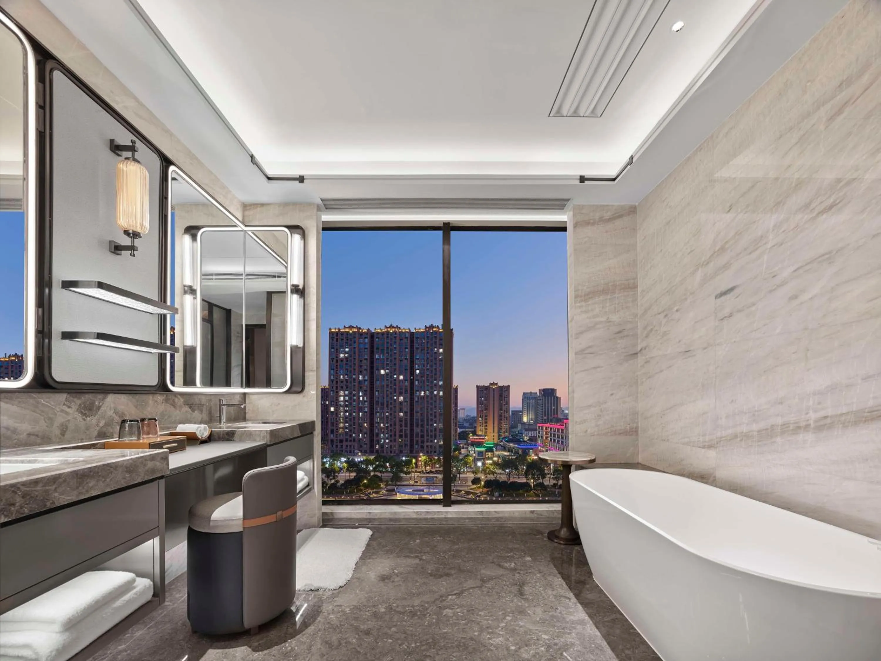 Bathroom in Hilton Yuyao