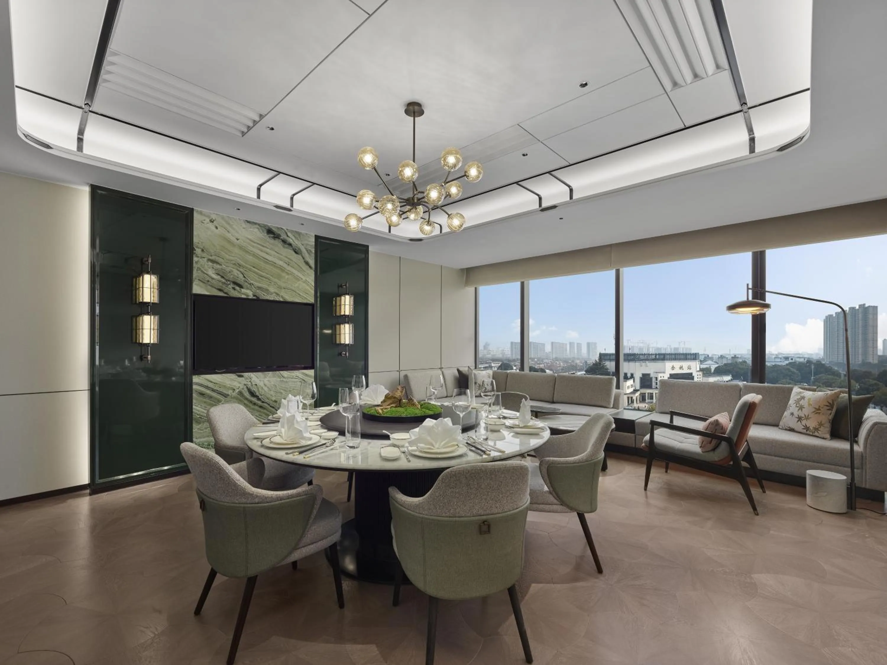 Restaurant/places to eat in Hilton Yuyao