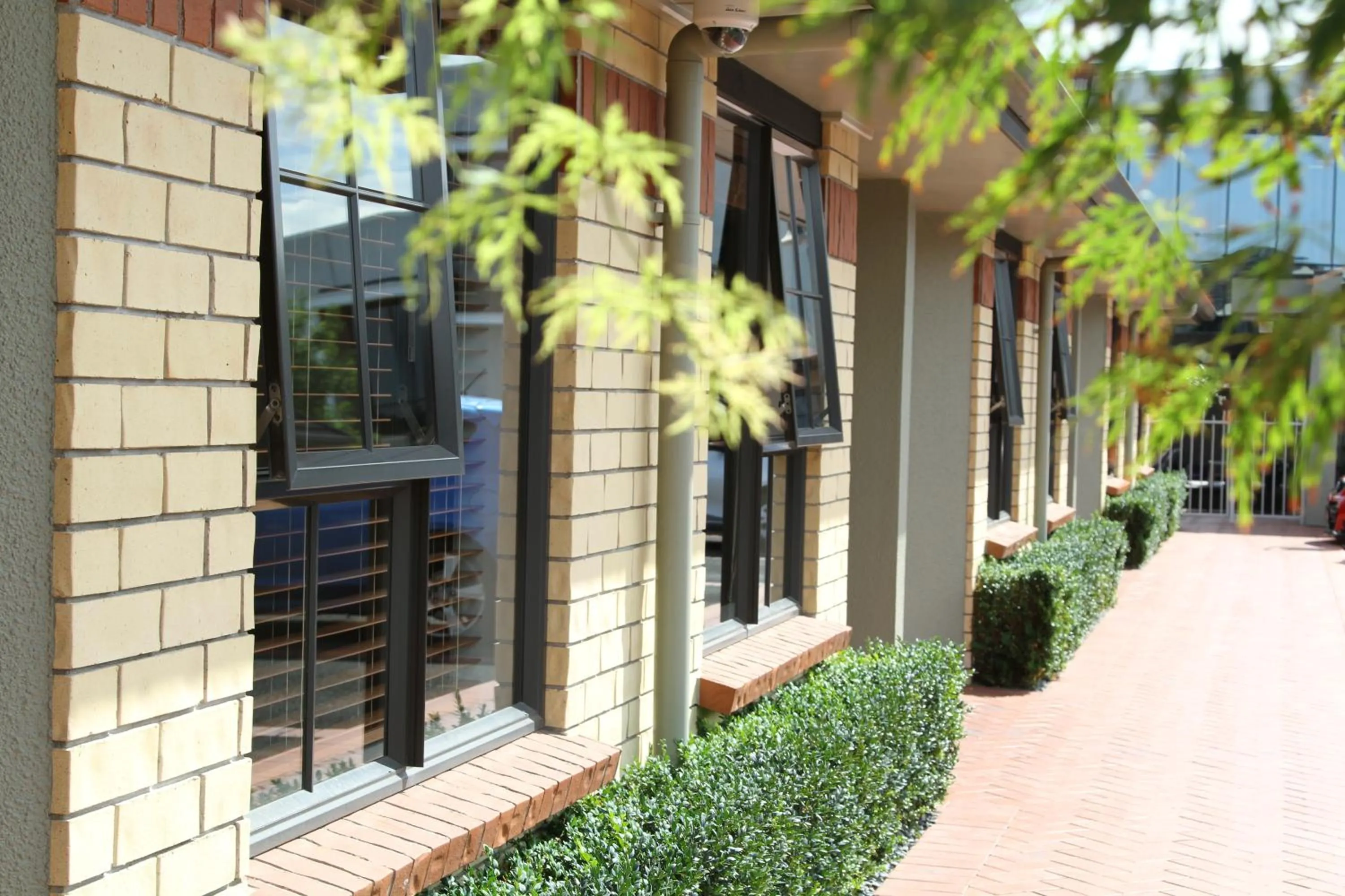 Garden view in Quantum Lodge Motor Inn