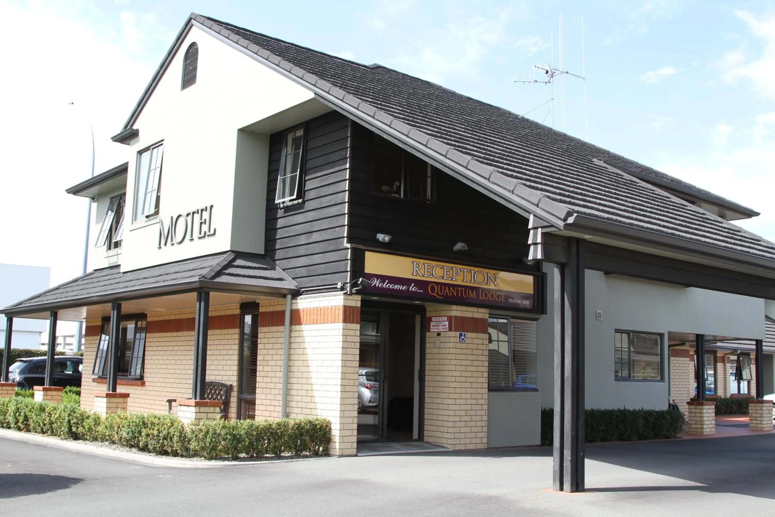 Lobby or reception in Quantum Lodge Motor Inn