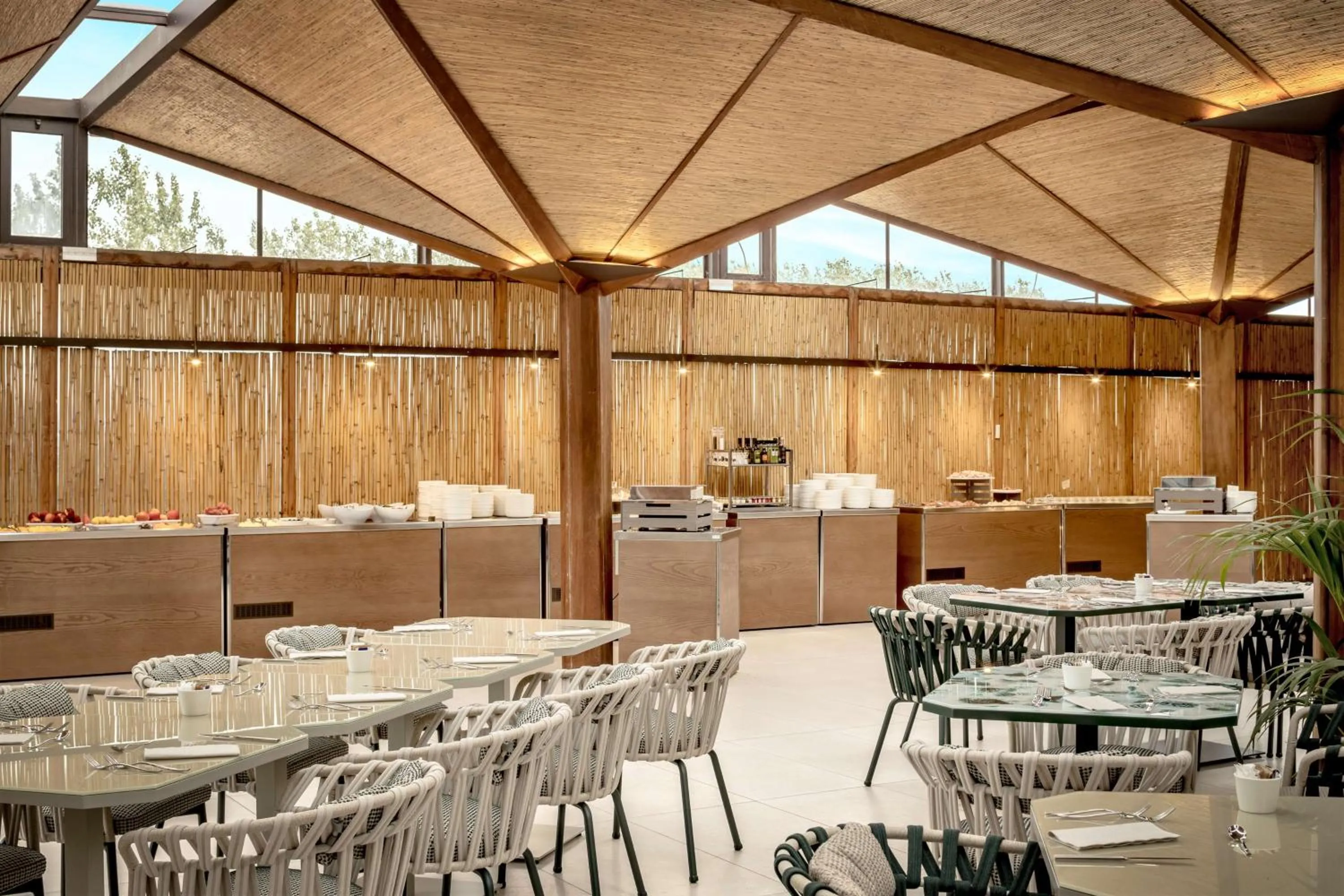 Restaurant/places to eat in Veridia Resort Sardinia, a member of Radisson Individuals