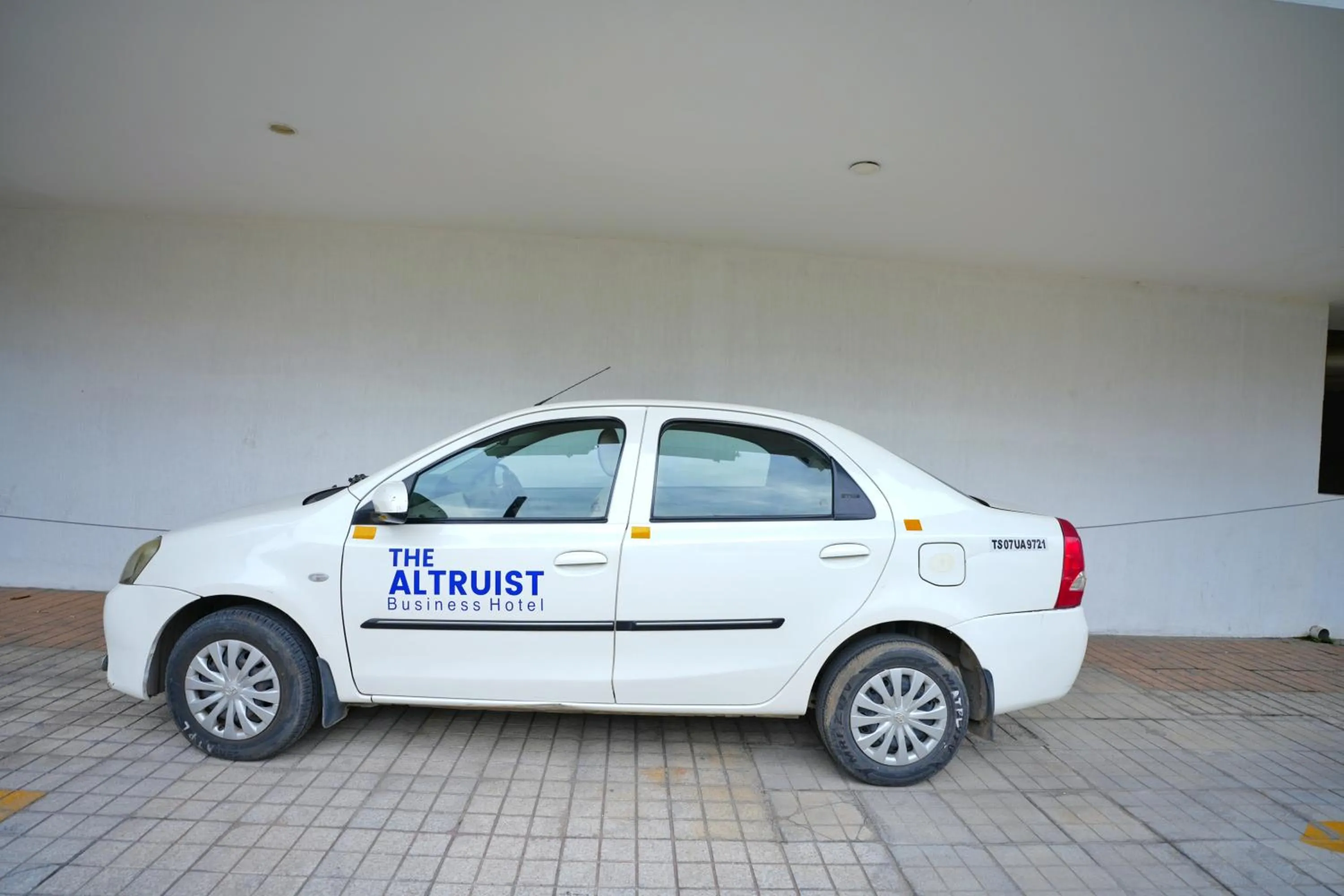 Parking in The Altruist Business Hotel Hitech