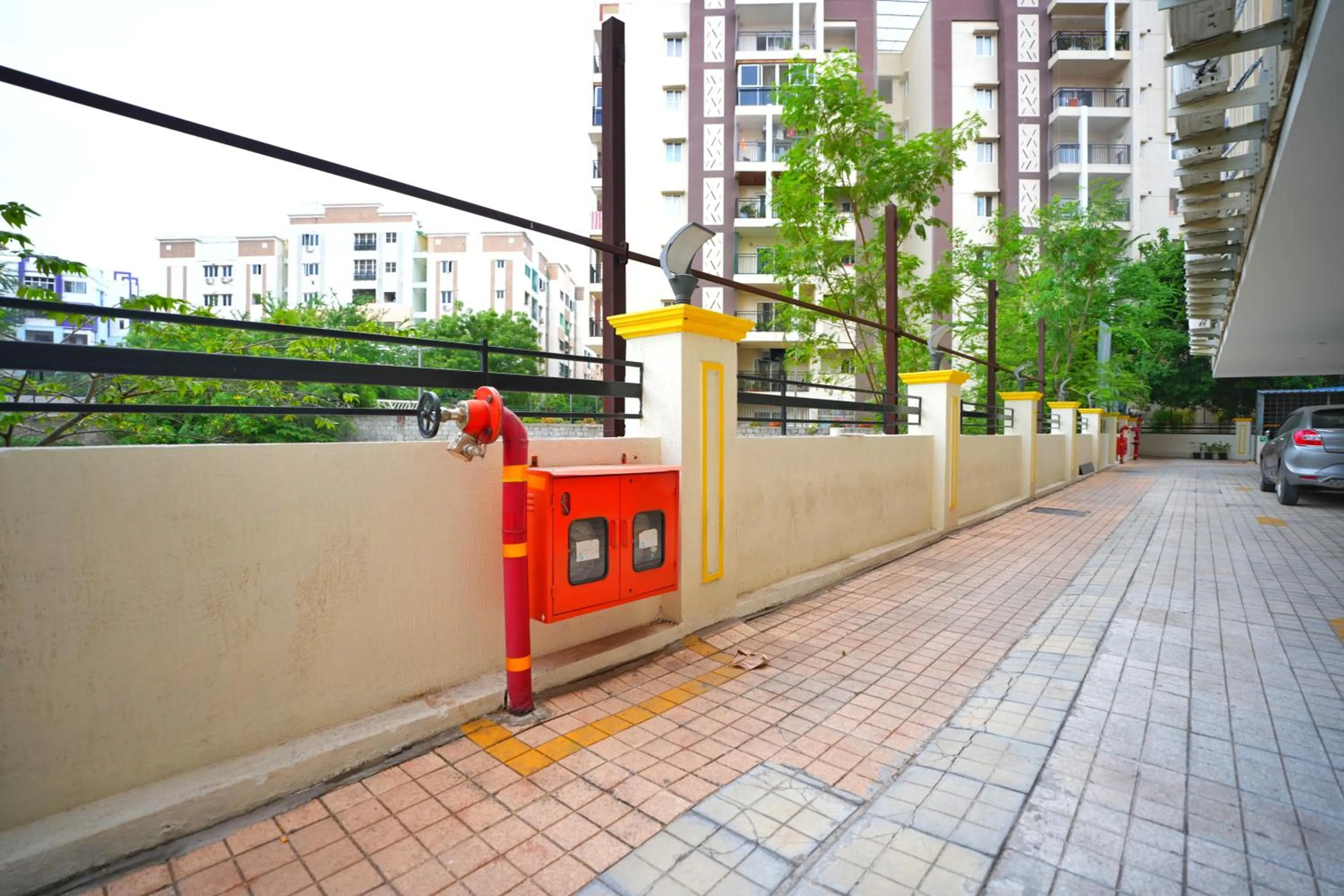 Parking in The Altruist Business Hotel Hitech