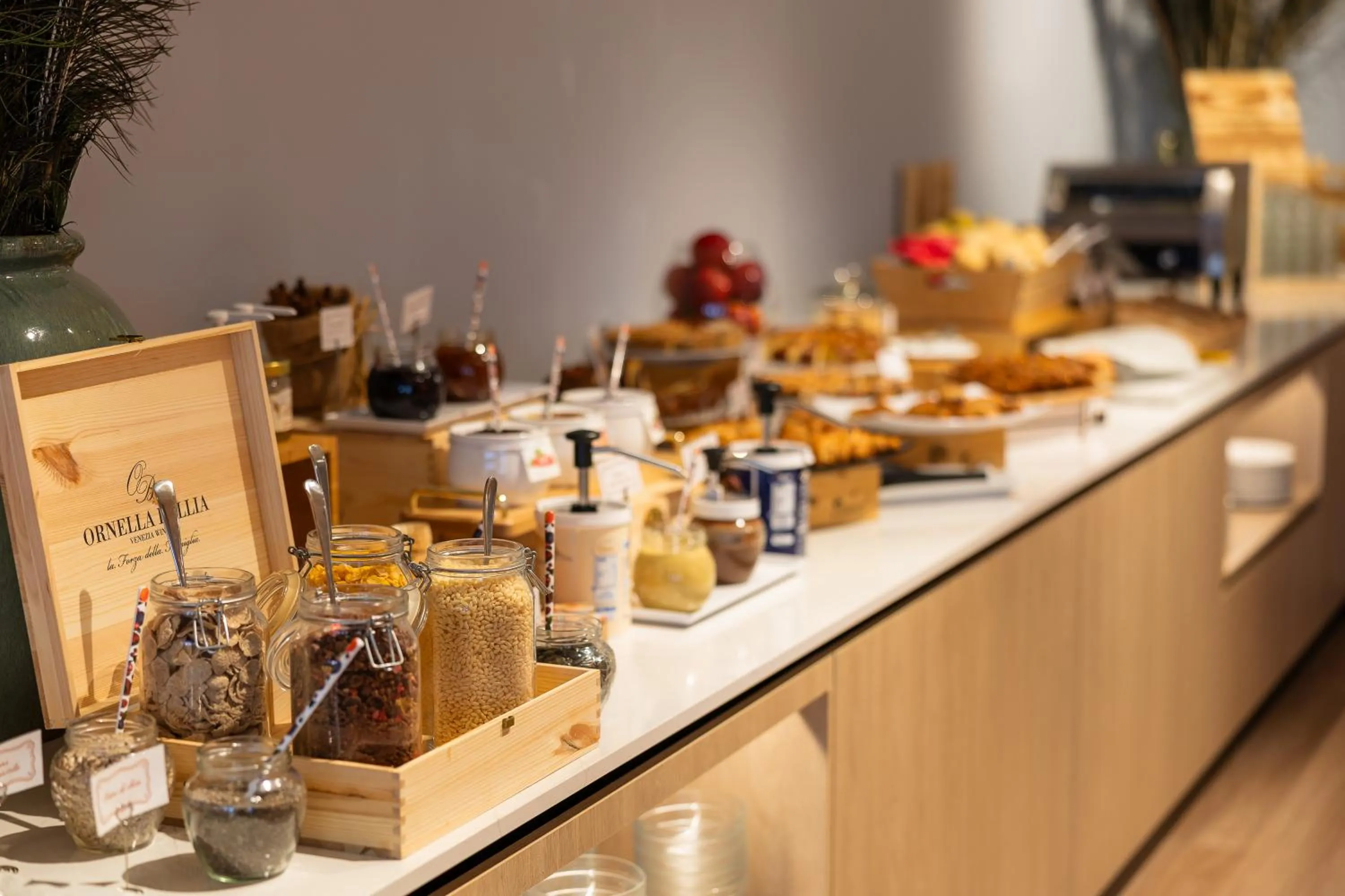 Buffet breakfast in Hotel Ristorante Al Fiore