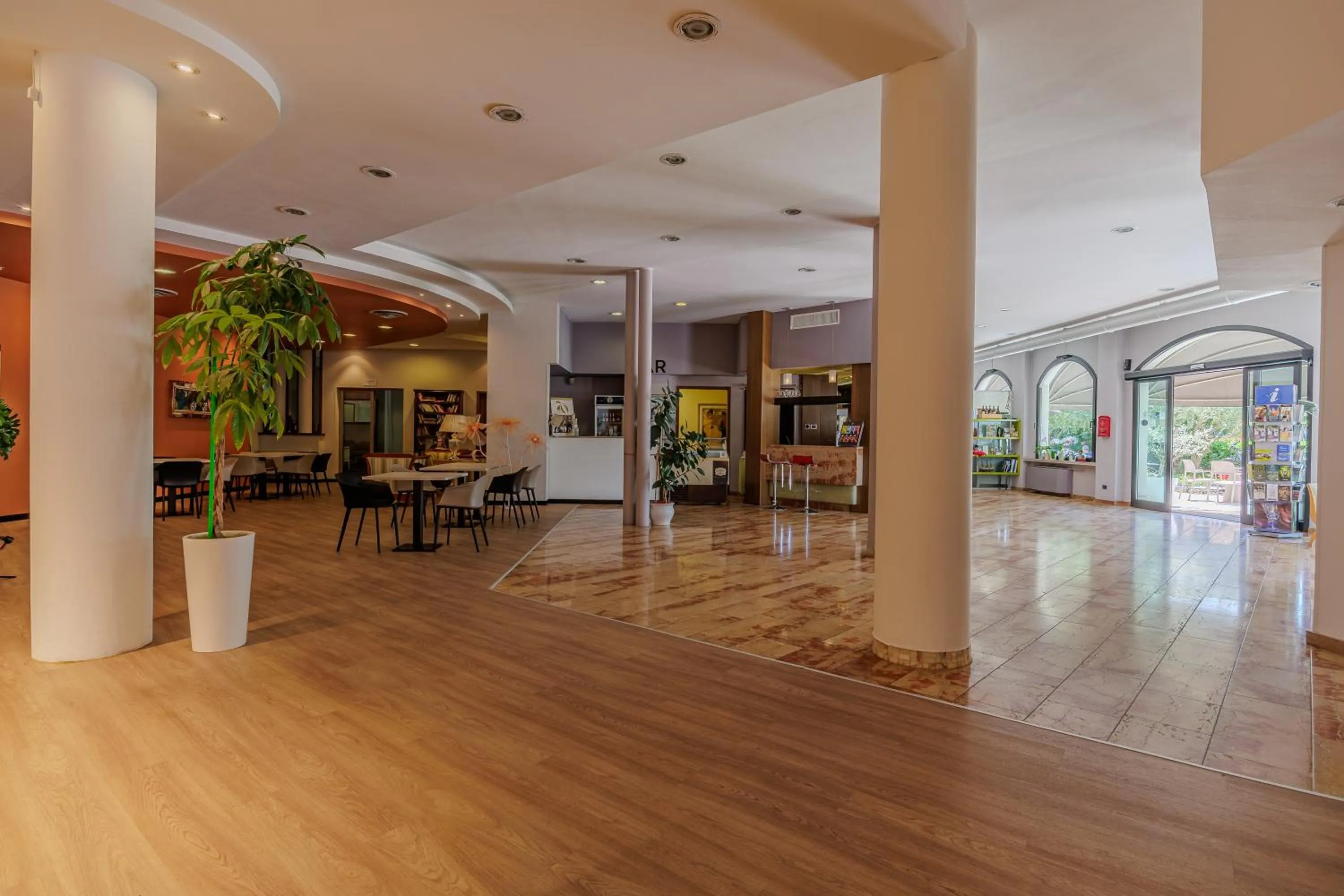 Lobby or reception in Hotel Ristorante Al Fiore