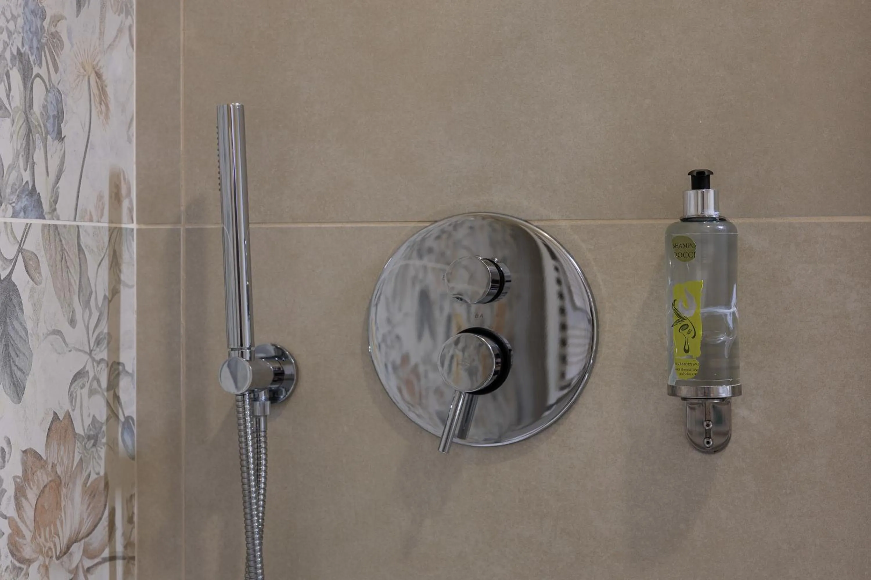 Bathroom in Hotel Ristorante Al Fiore