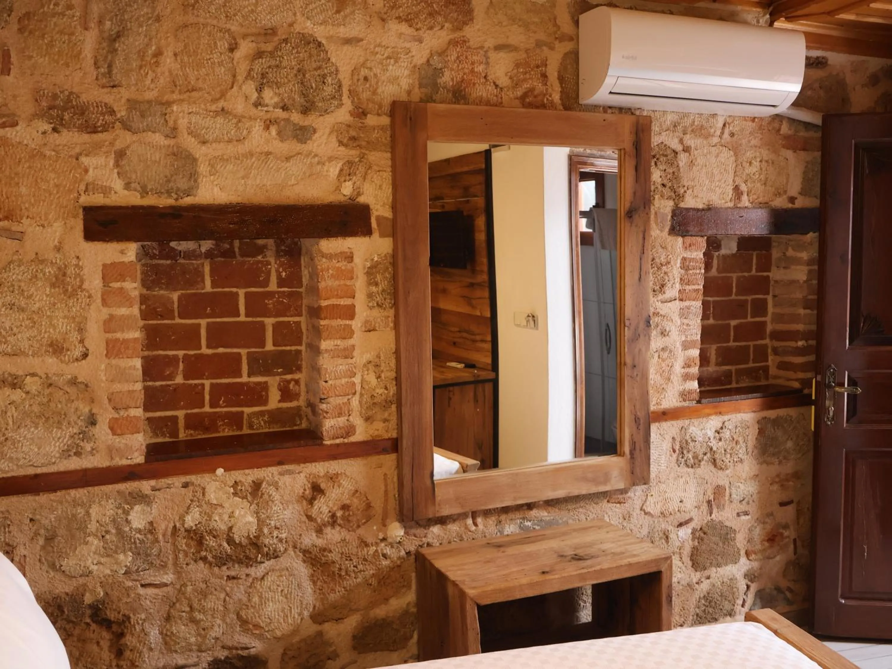 air conditioner in Casa Franco Old Town