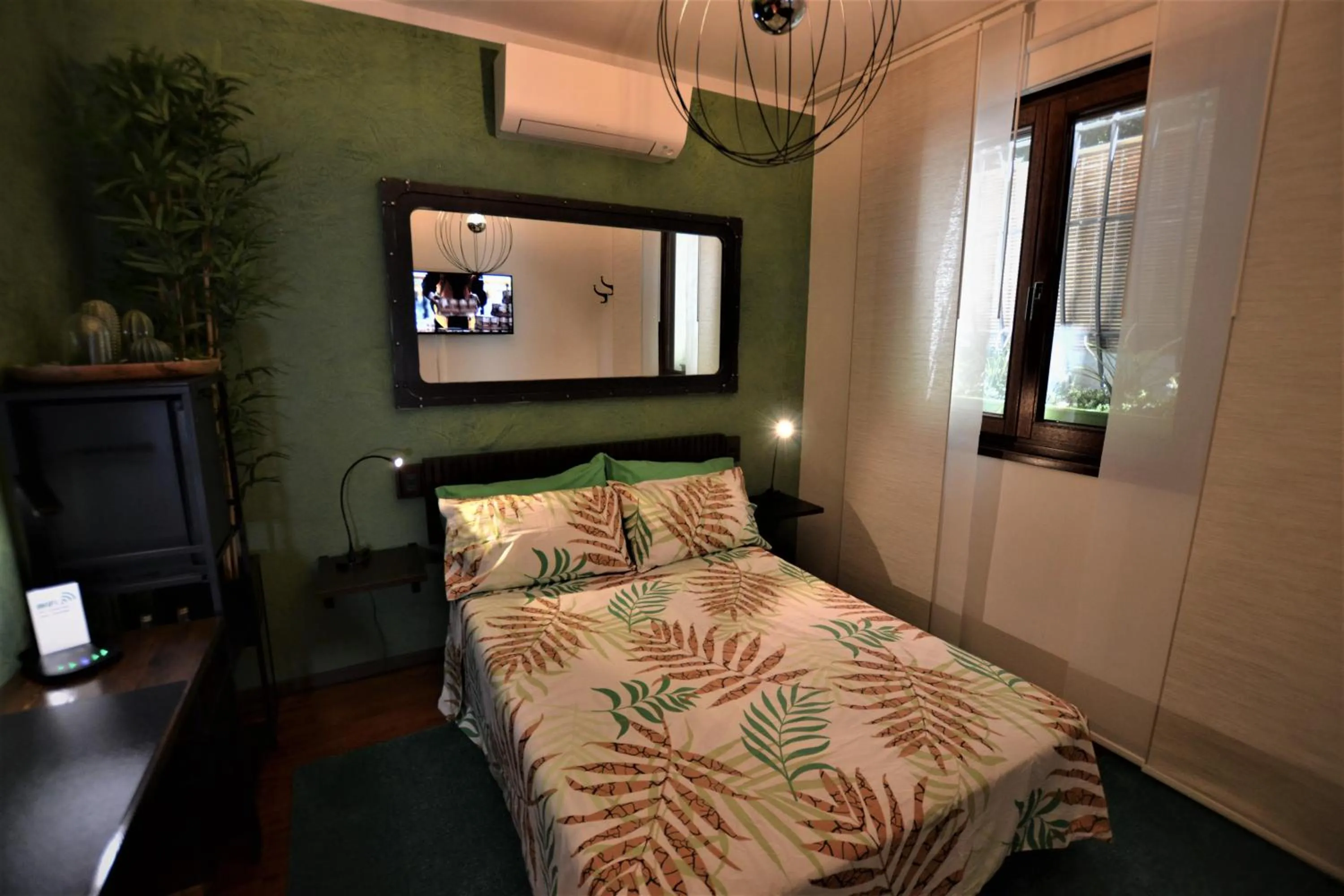 Photo of the whole room, Bed in Triestè59 B&B