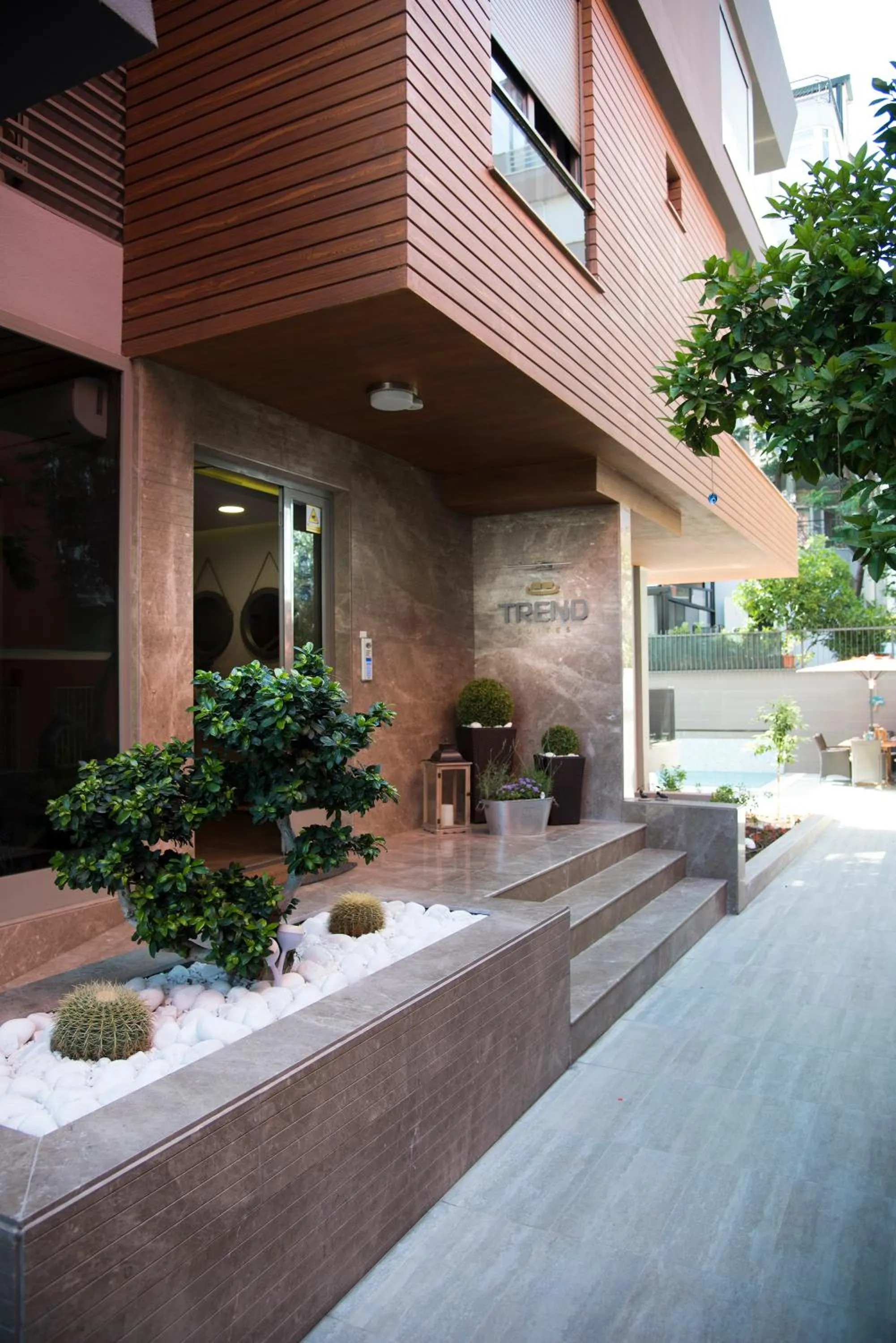 Facade/entrance in Trend Suites