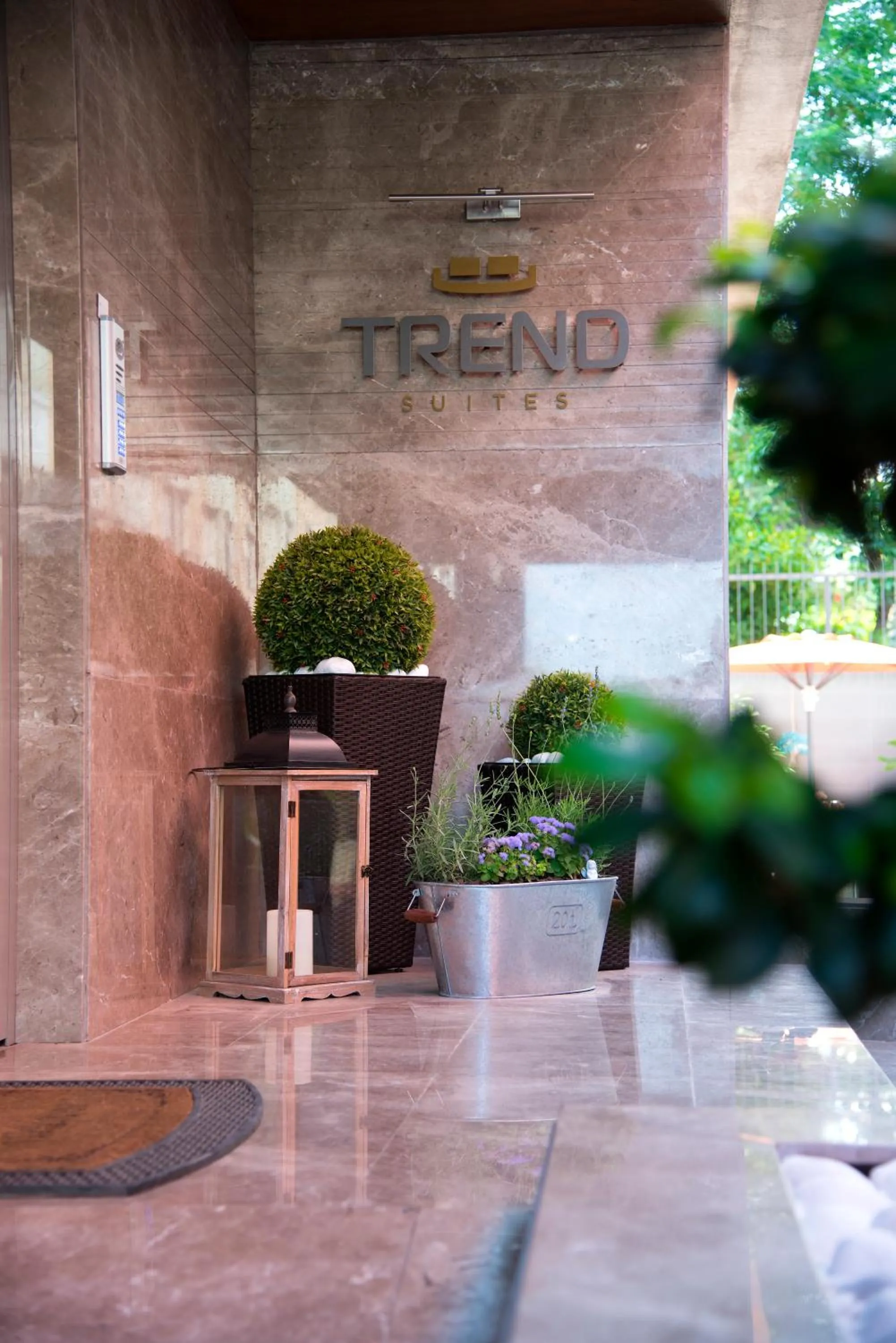 Facade/entrance in Trend Suites