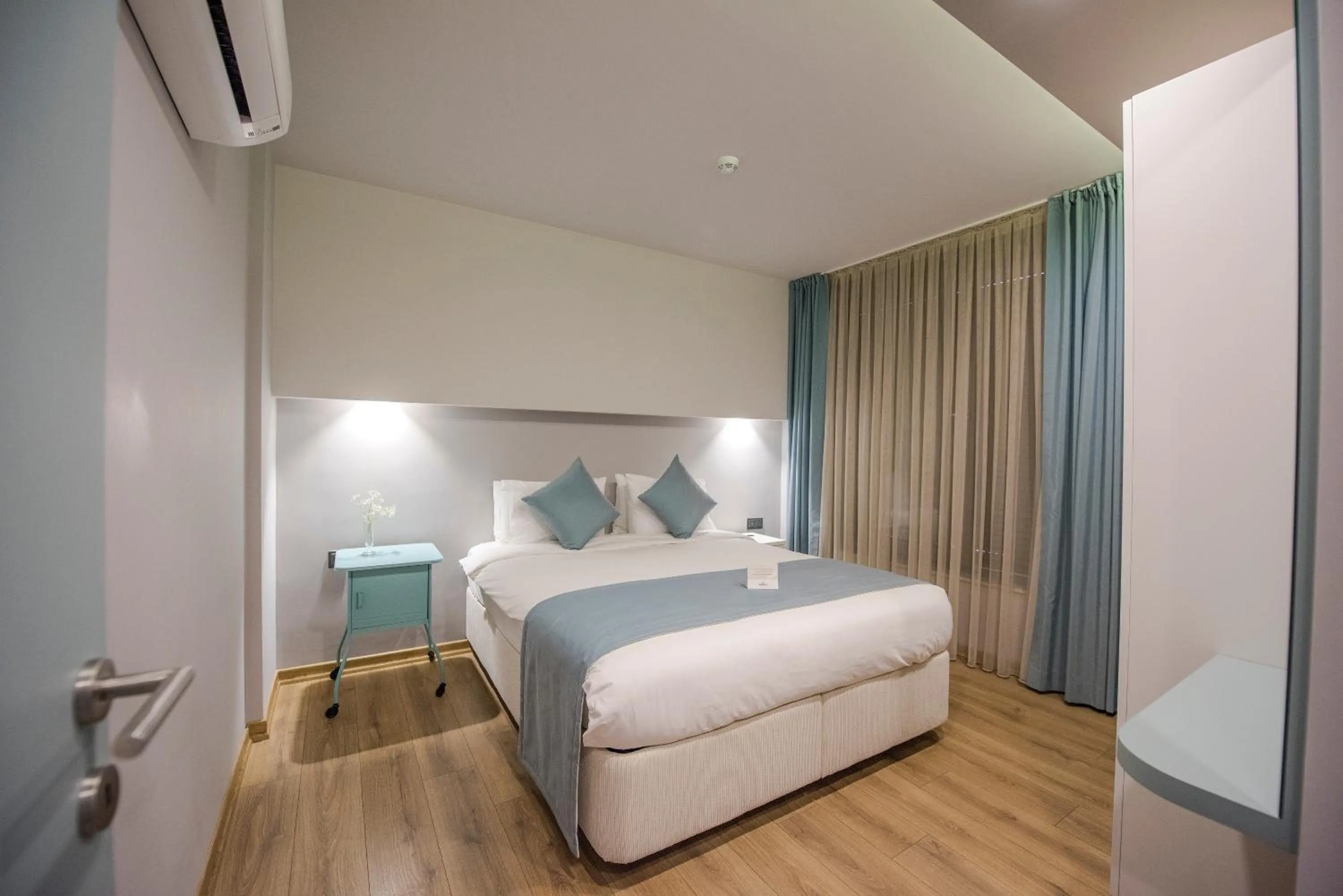 Bedroom, Bed in Trend Suites