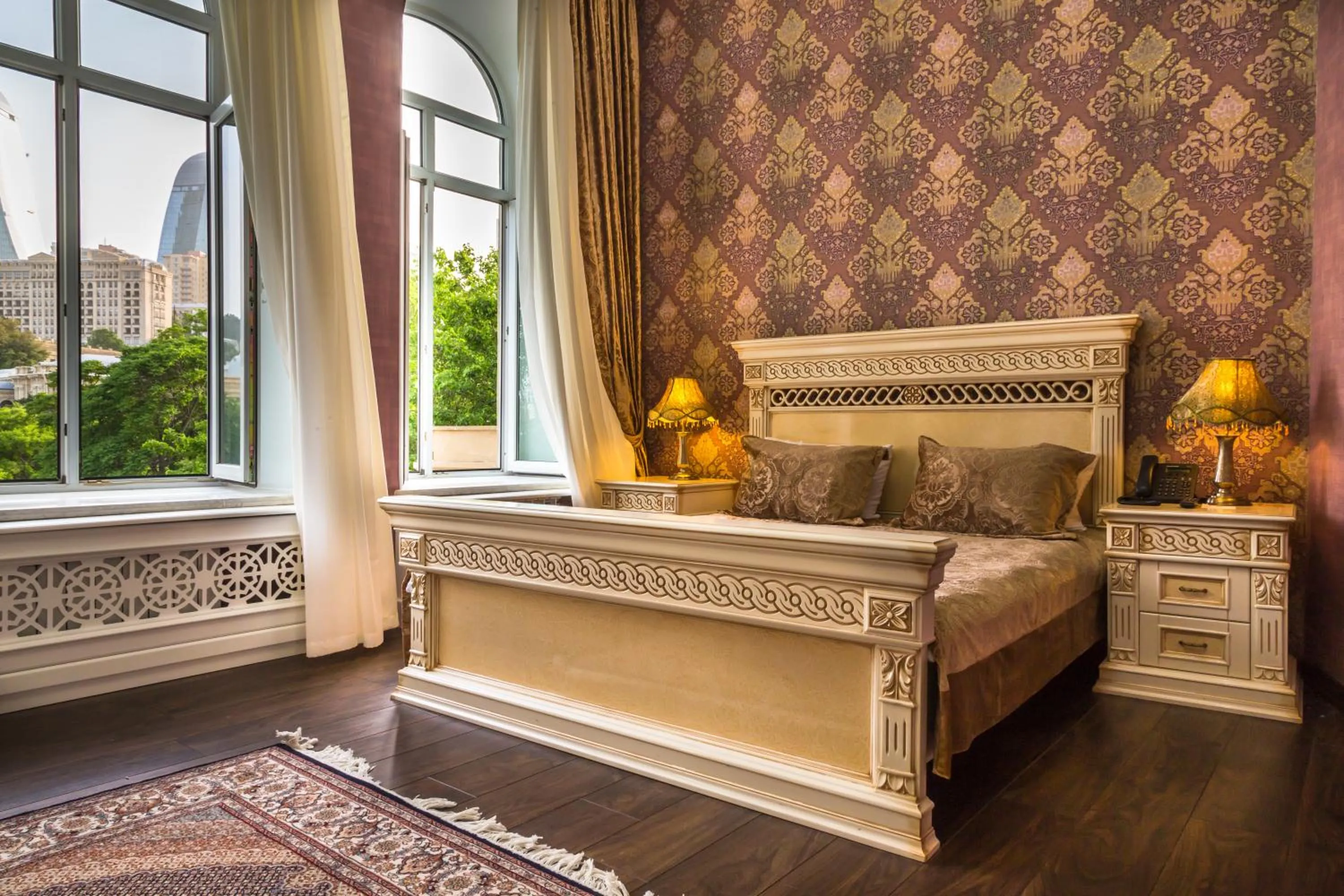 Bed in Premier Old Gates Hotel