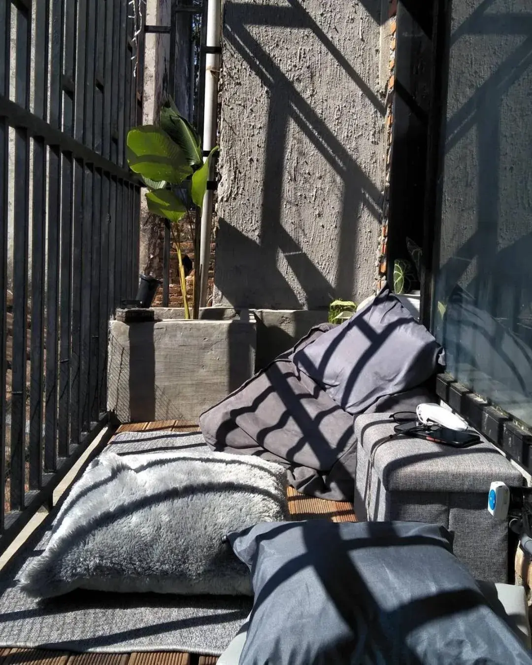 Single Bed in Dormitory Room in Sahar Backpacker Single Bed in Dormitory Room in Sahar Backpacker