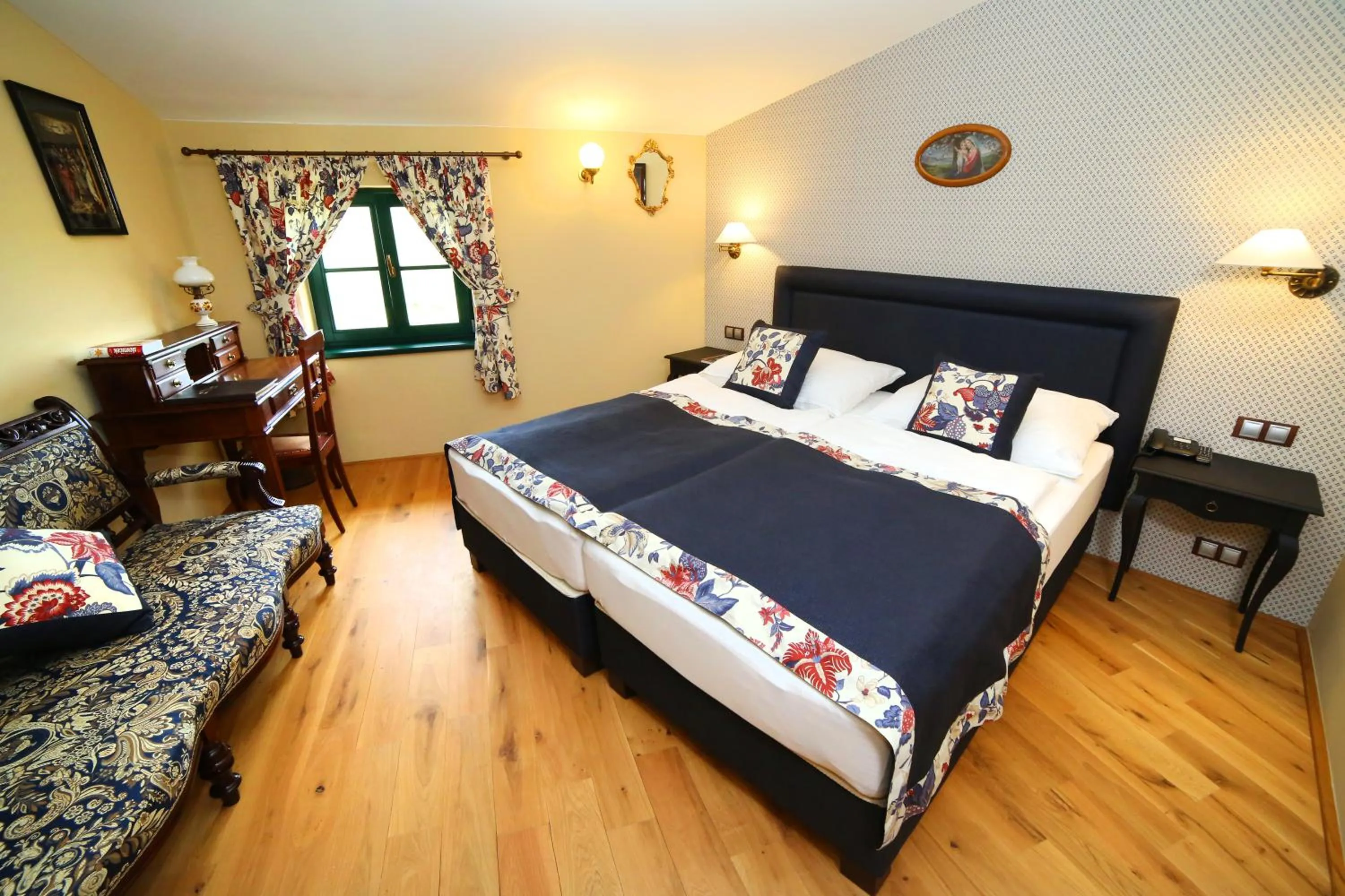 Photo of the whole room, Bed in Boutique Hotel Pri Mlyne Lozorno