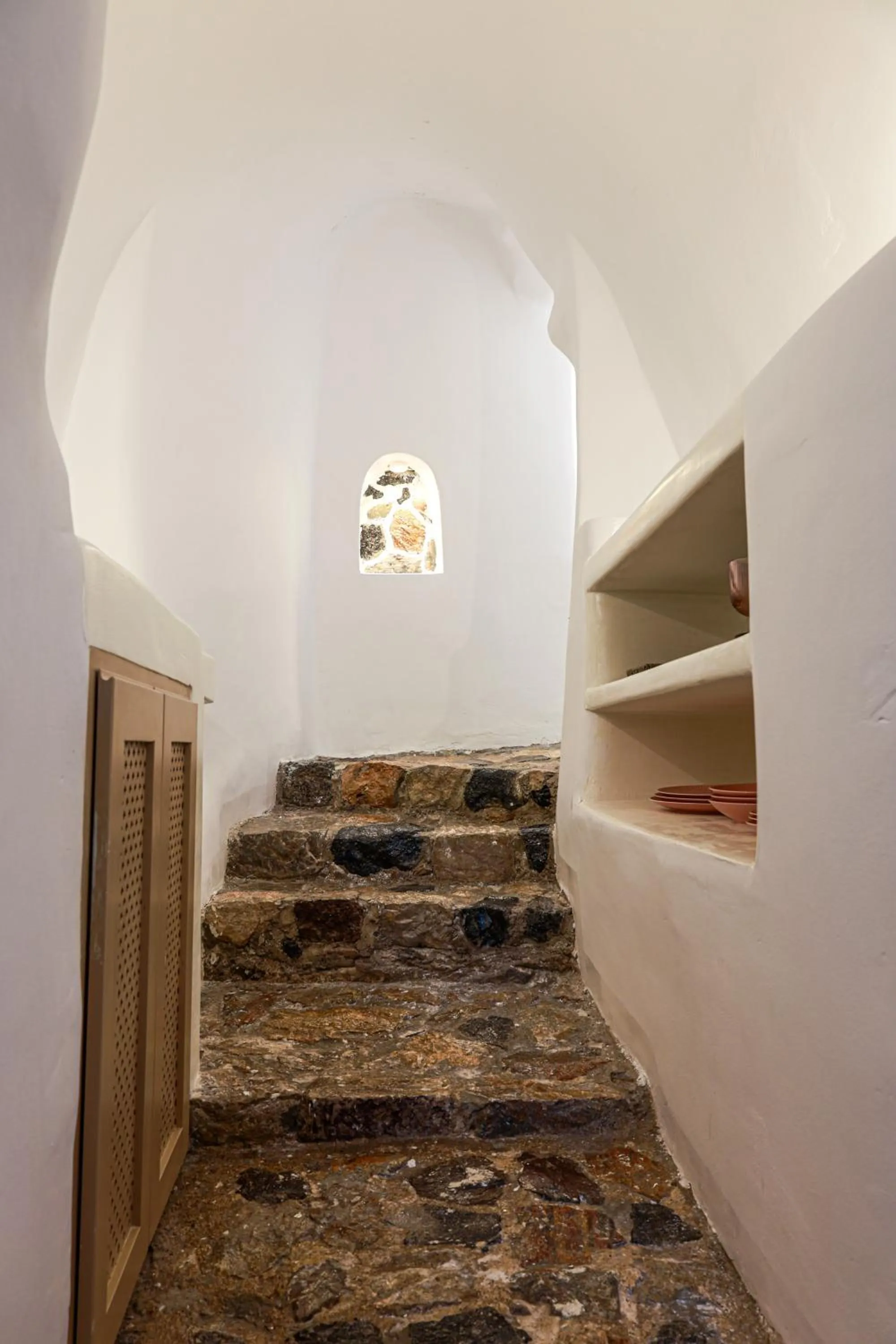 Luna Santorini Suites