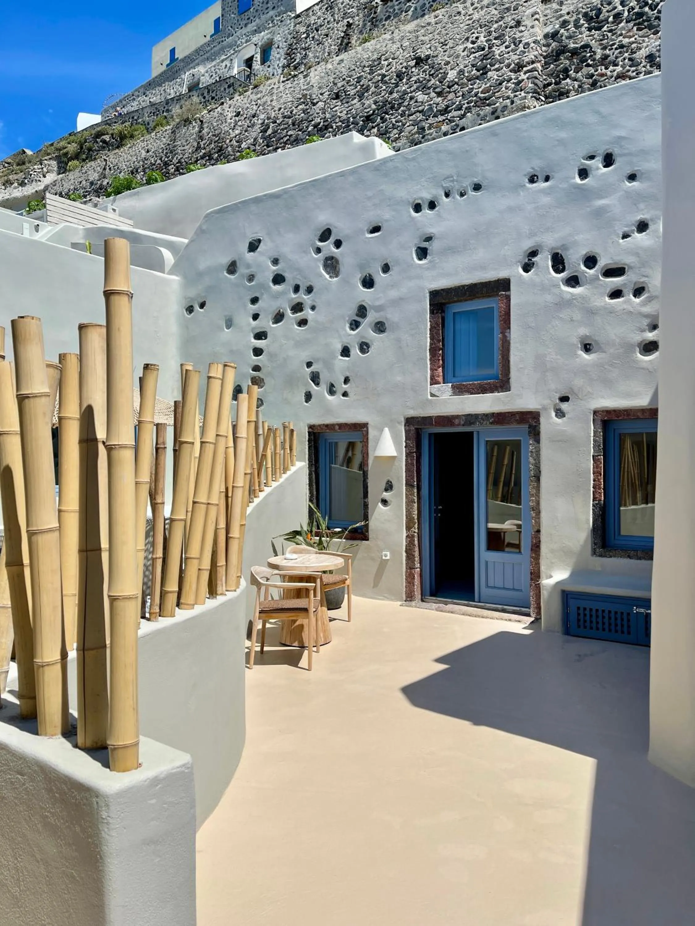 Facade/entrance in Luna Santorini Suites