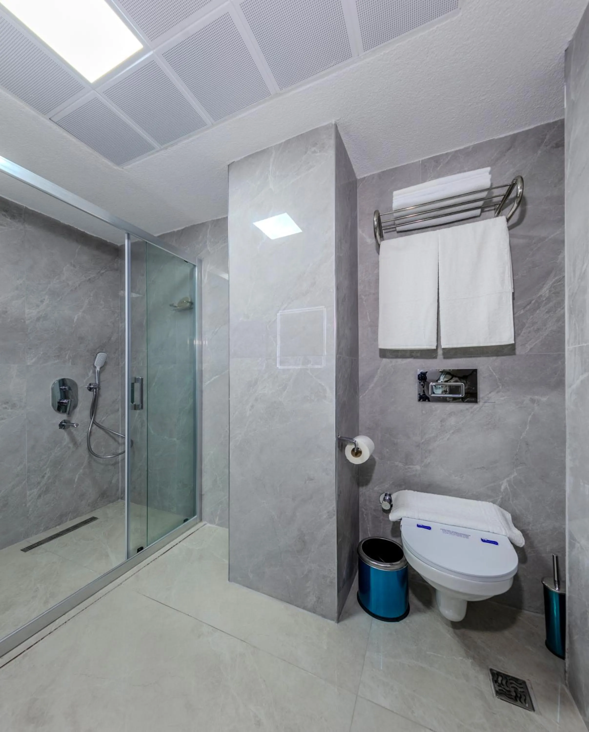 Shower in Dedem Hotel Premium - Çorlu