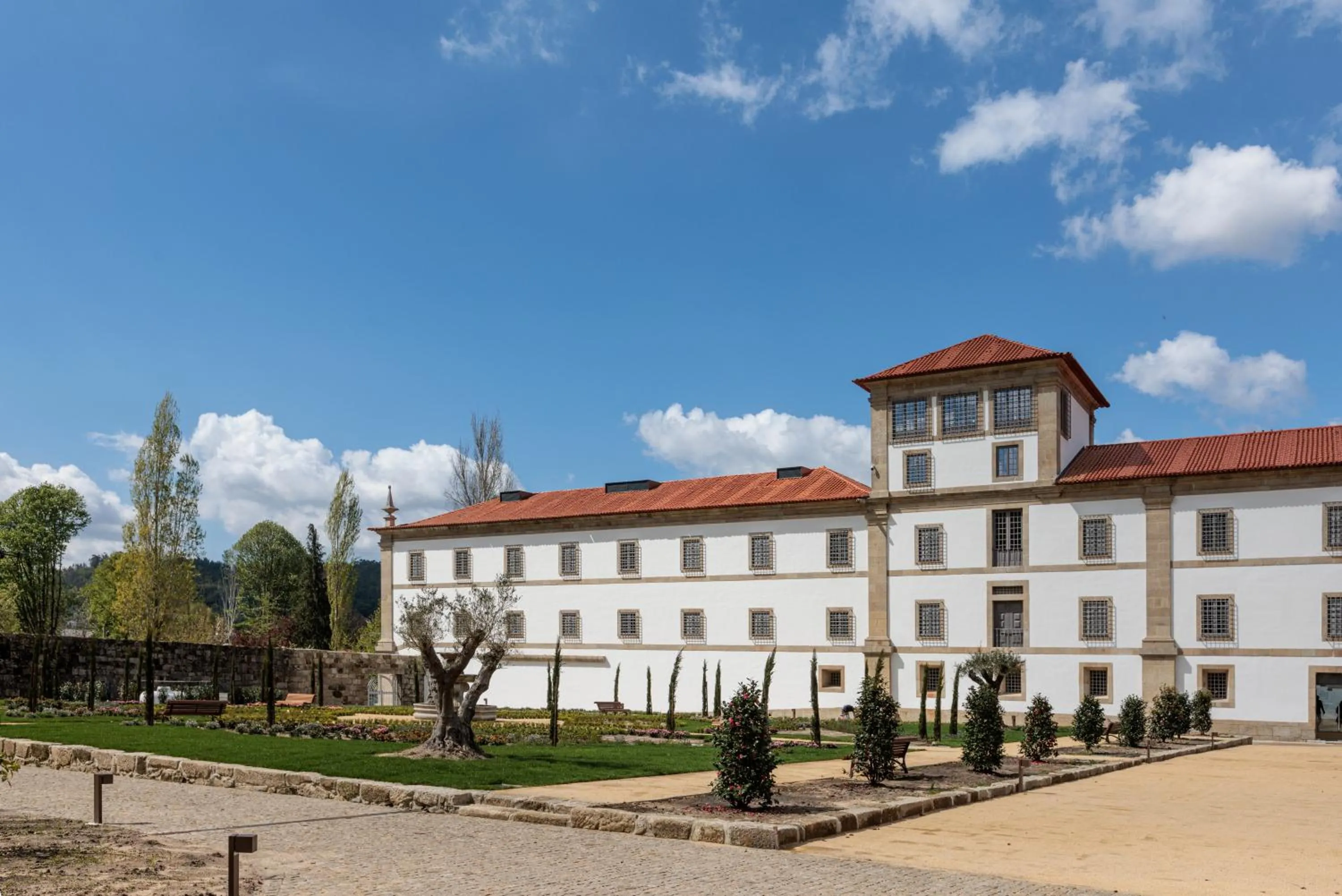 Garden in MS Collection Arouca - Mosteiro de Arouca