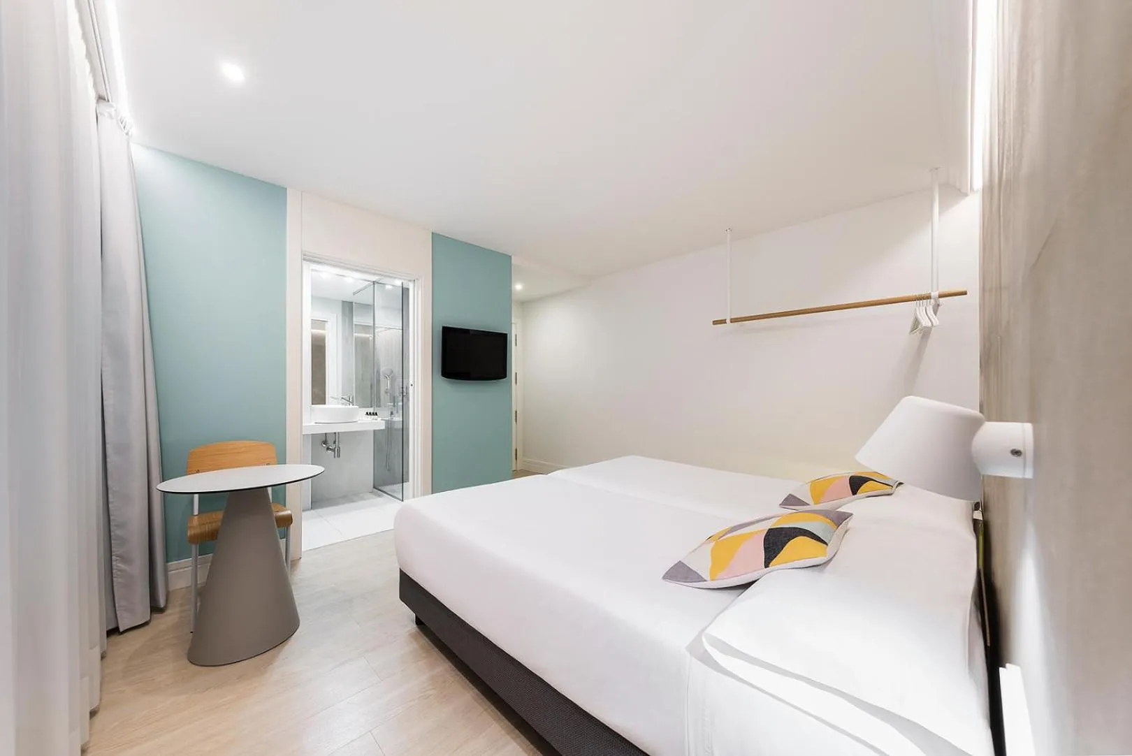 Photo of the whole room, Bed in Hotel Mar del Plata