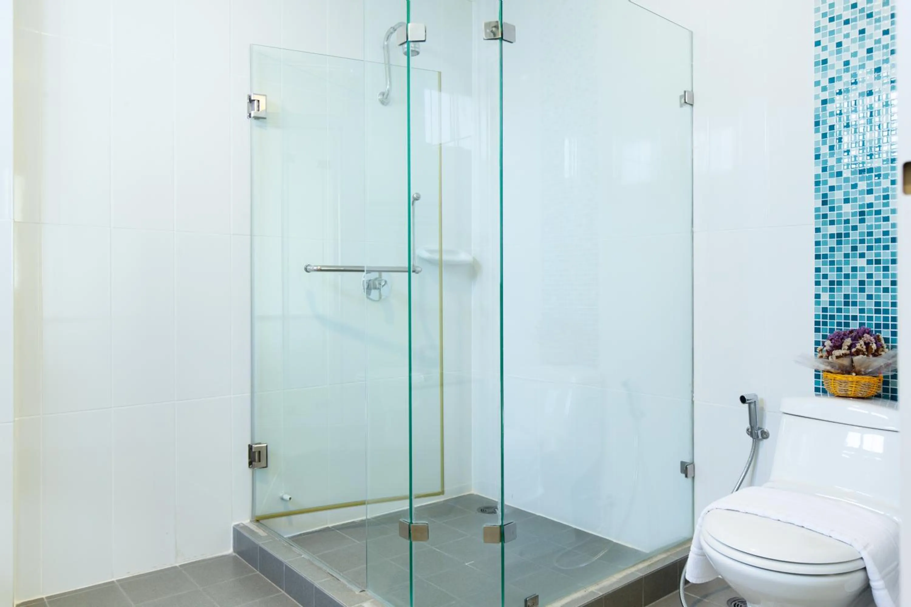 Shower in Kanchanaburi City Hotel