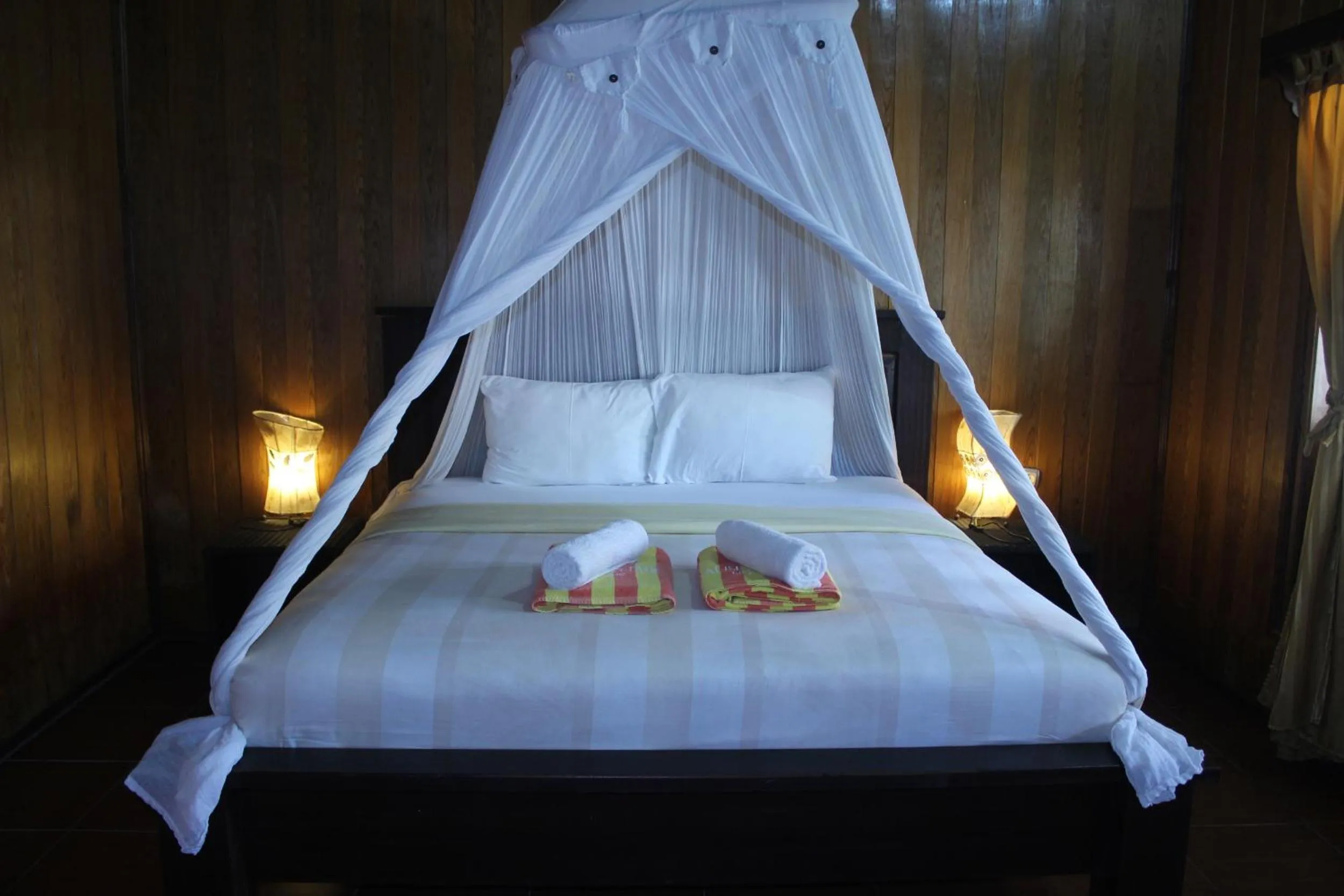 Bed in Salim Beach Resort