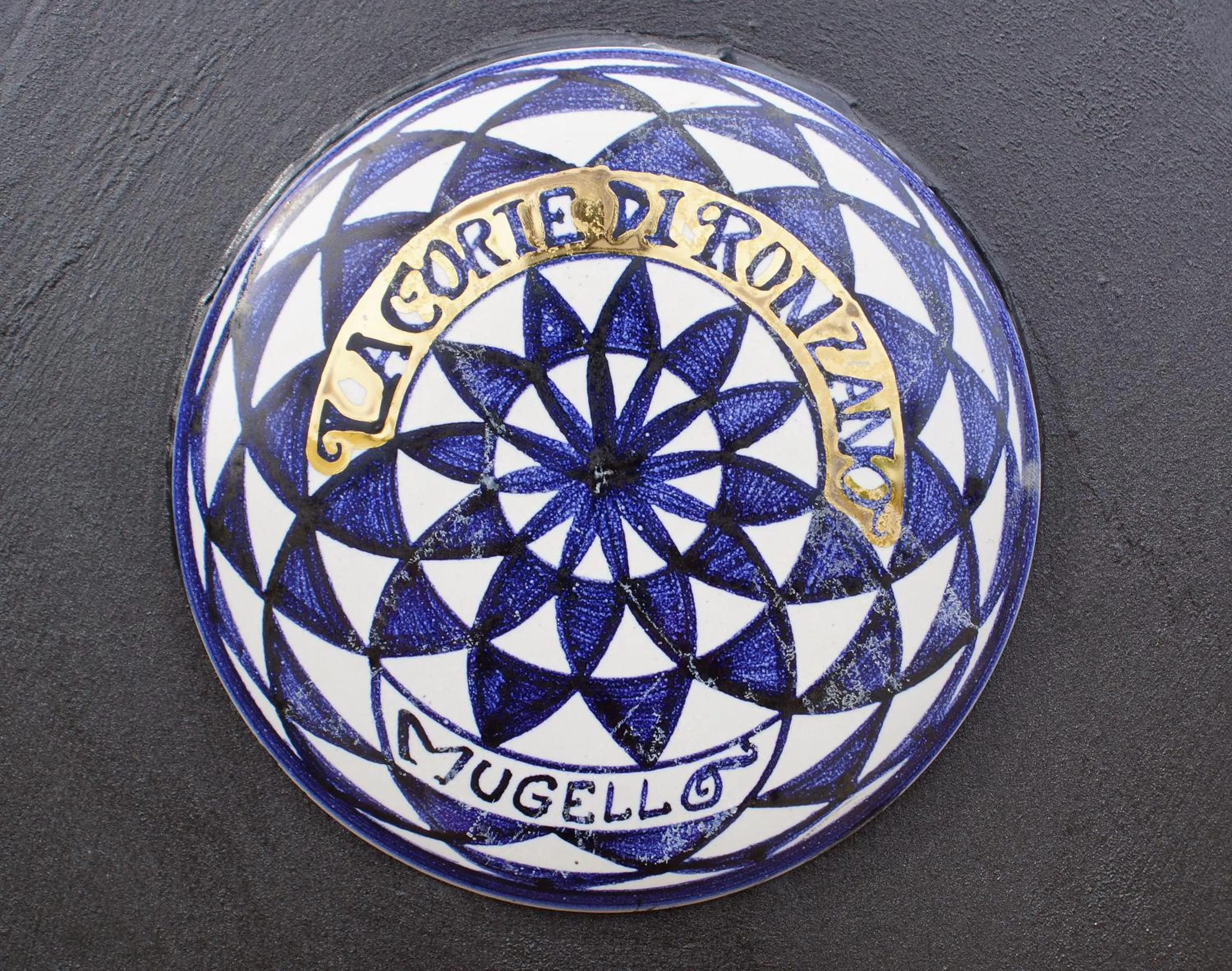 Property logo or sign in La Corte di Ronzano