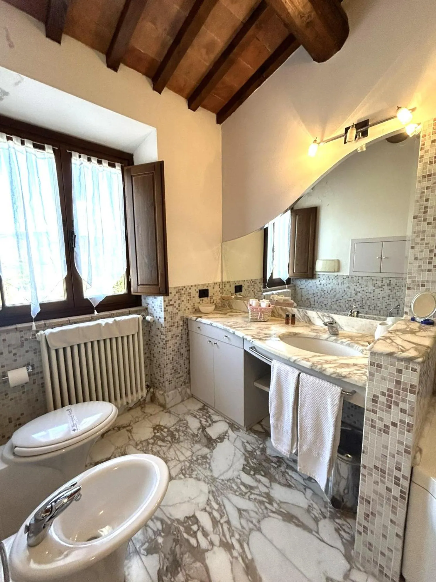 Bathroom in La Corte di Ronzano