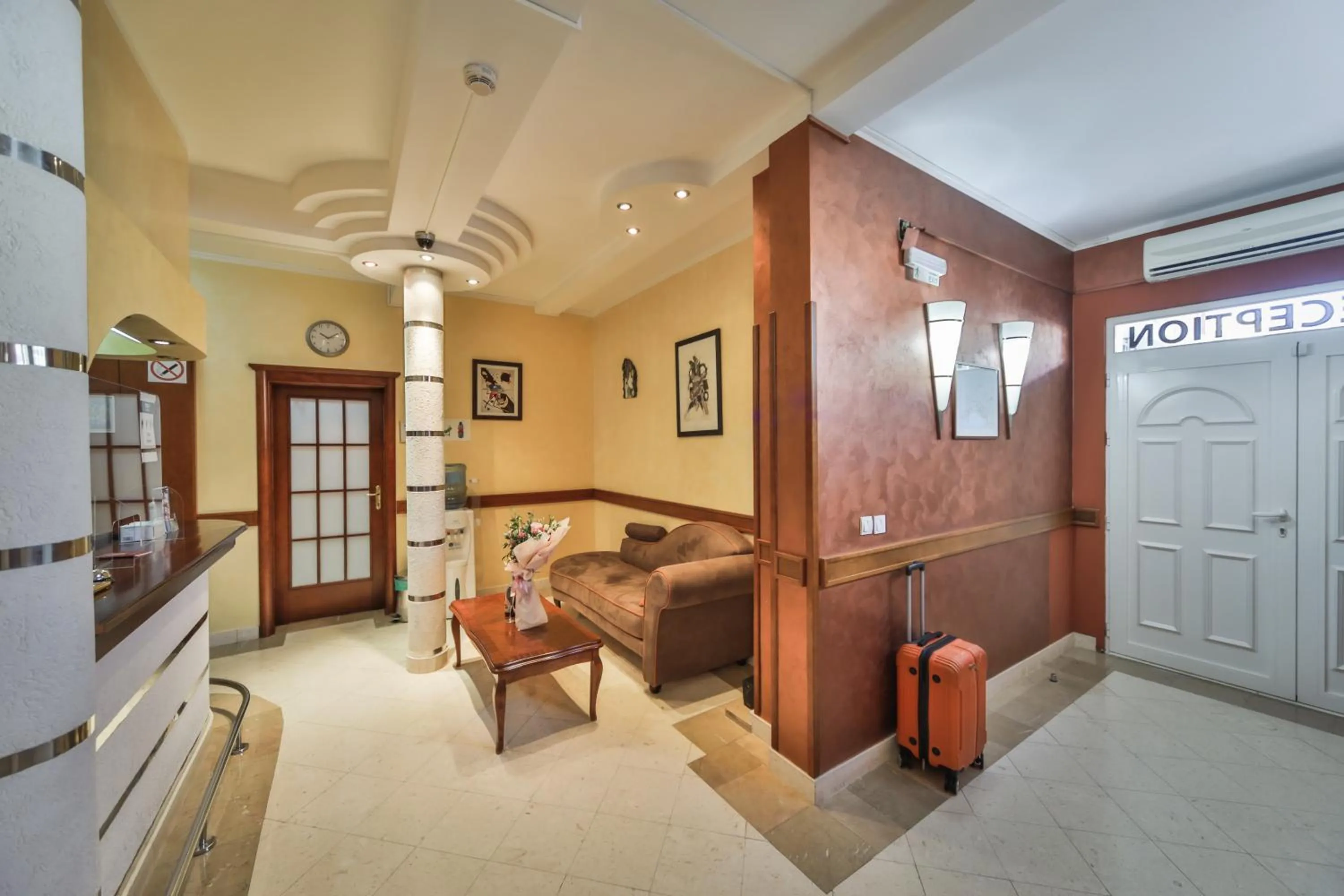 Lobby or reception in Garni Hotel Koral