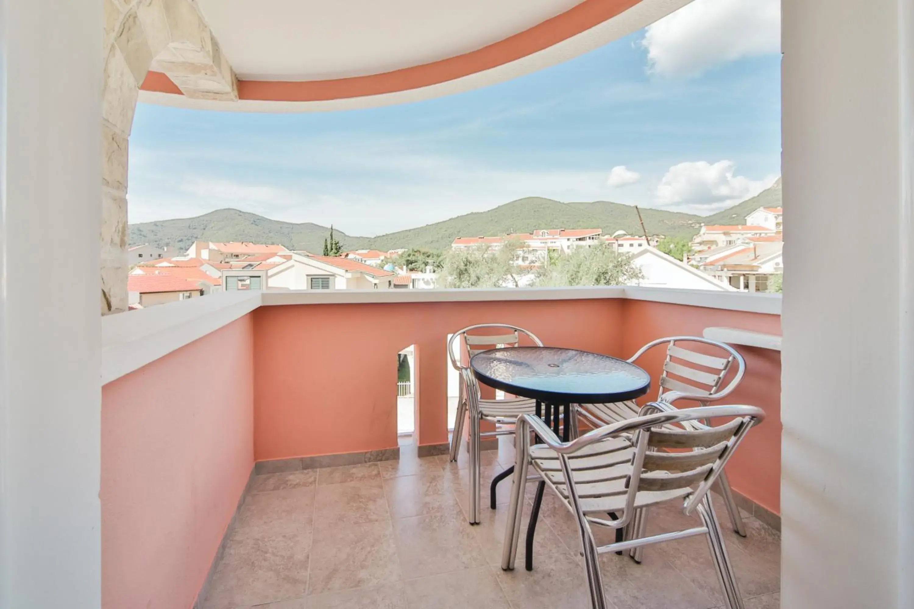 Standard Triple Room with Balcony and City View - single occupancy in Garni Hotel Koral Standard Triple Room with Balcony and City View - single occupancy in Garni Hotel Koral