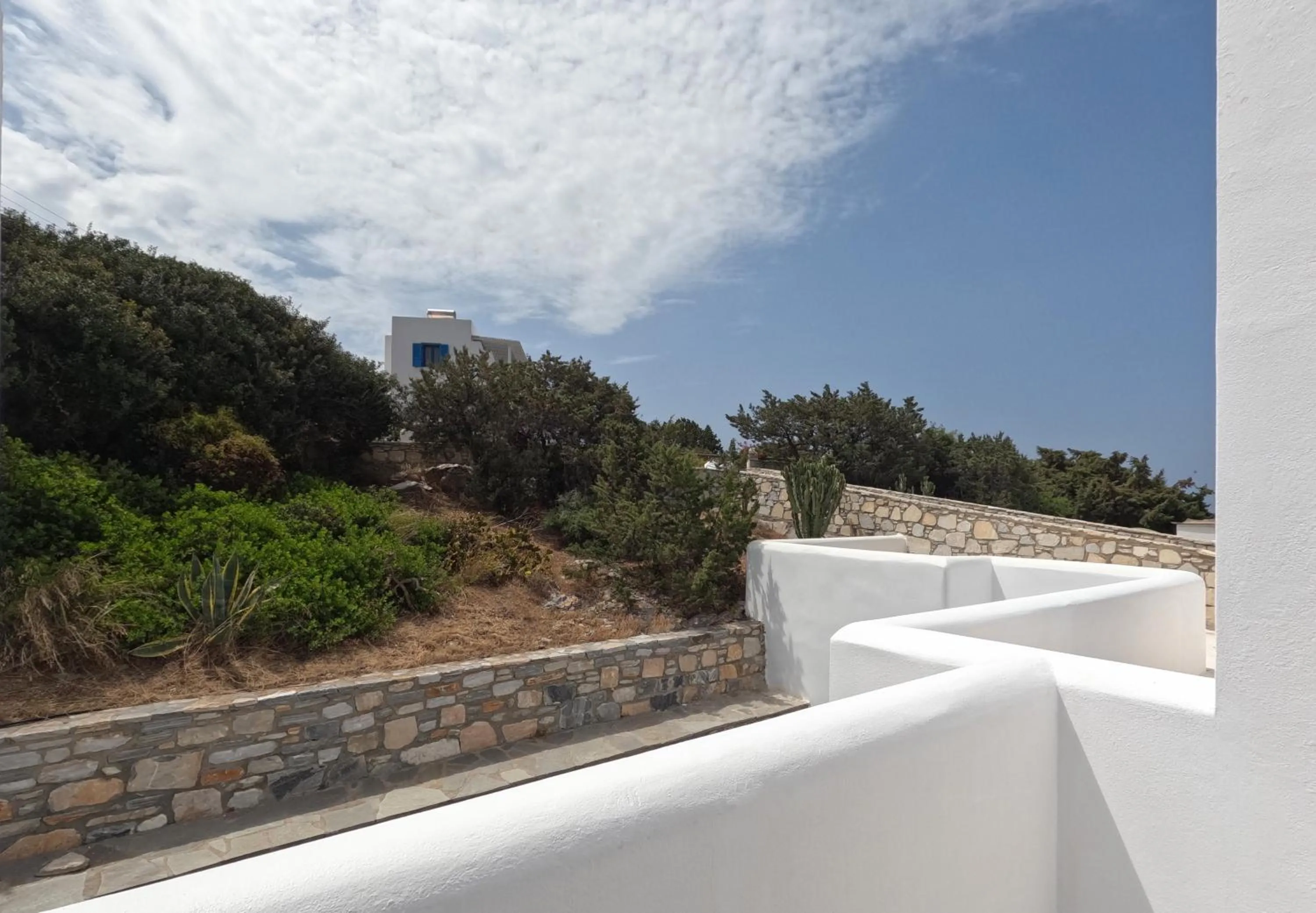 Property building in Aeraki Studios