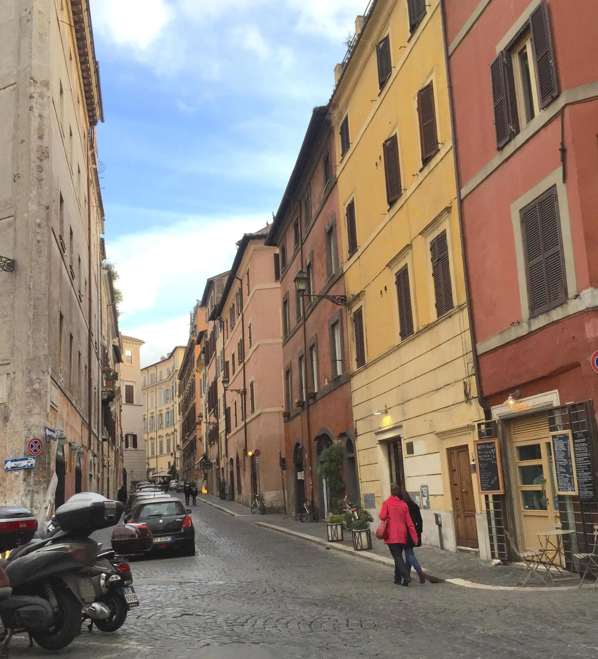 Neighbourhood in NAVONA, Old Rome Lodge