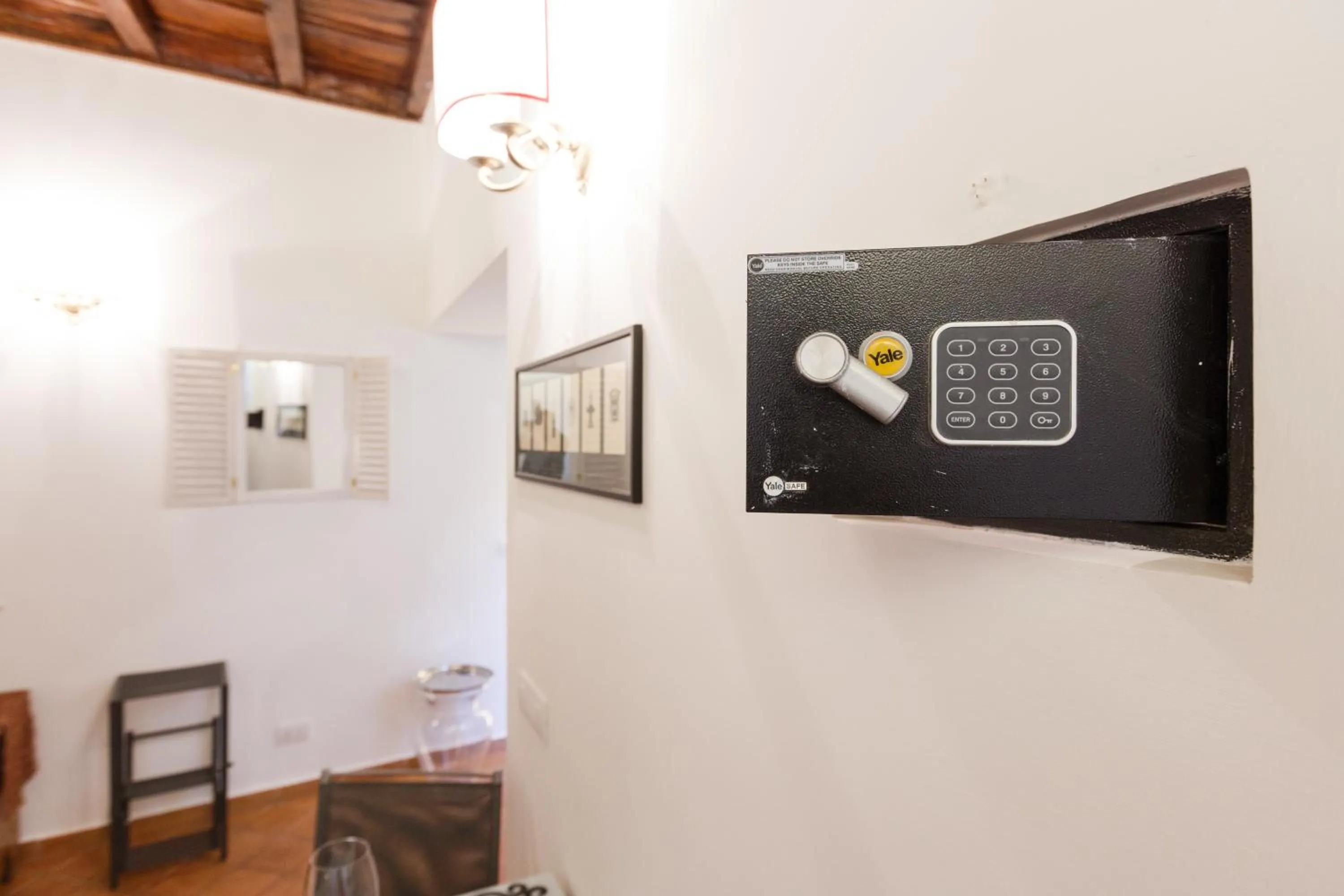 Other in NAVONA, Old Rome Lodge