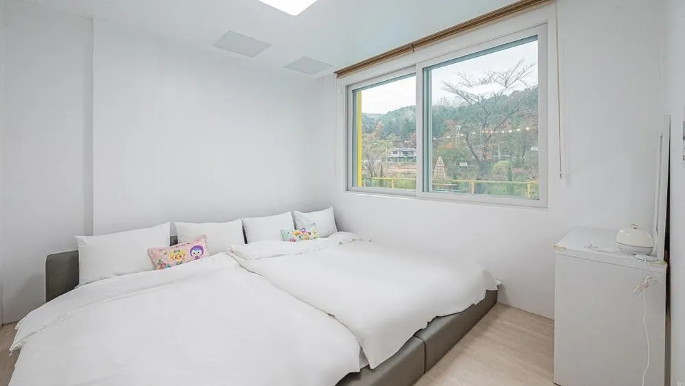 Bed in Gapyeong Kongkong Kids Pool Villa