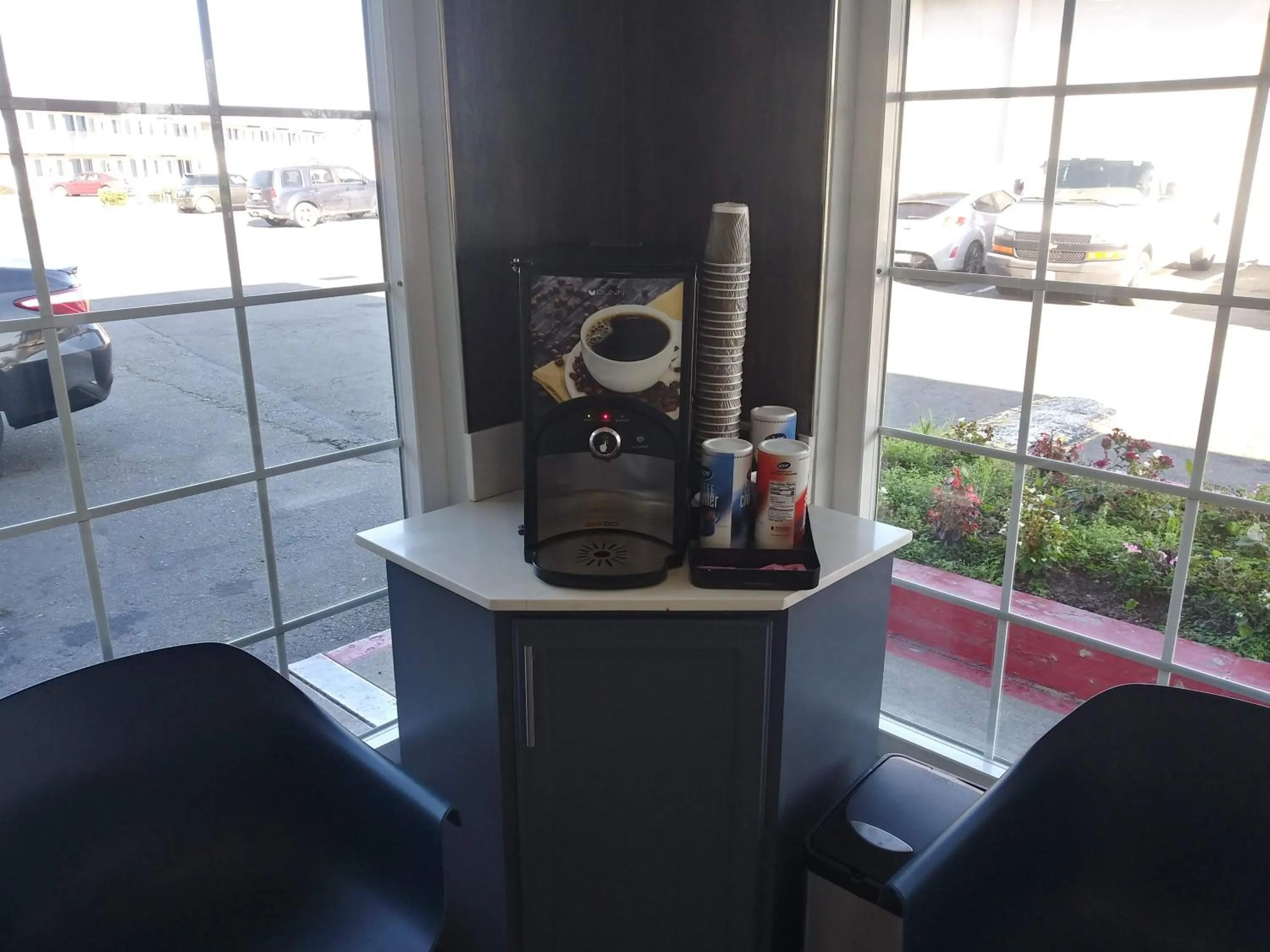 Coffee/tea facilities in Studio 6 West Sacramento CA