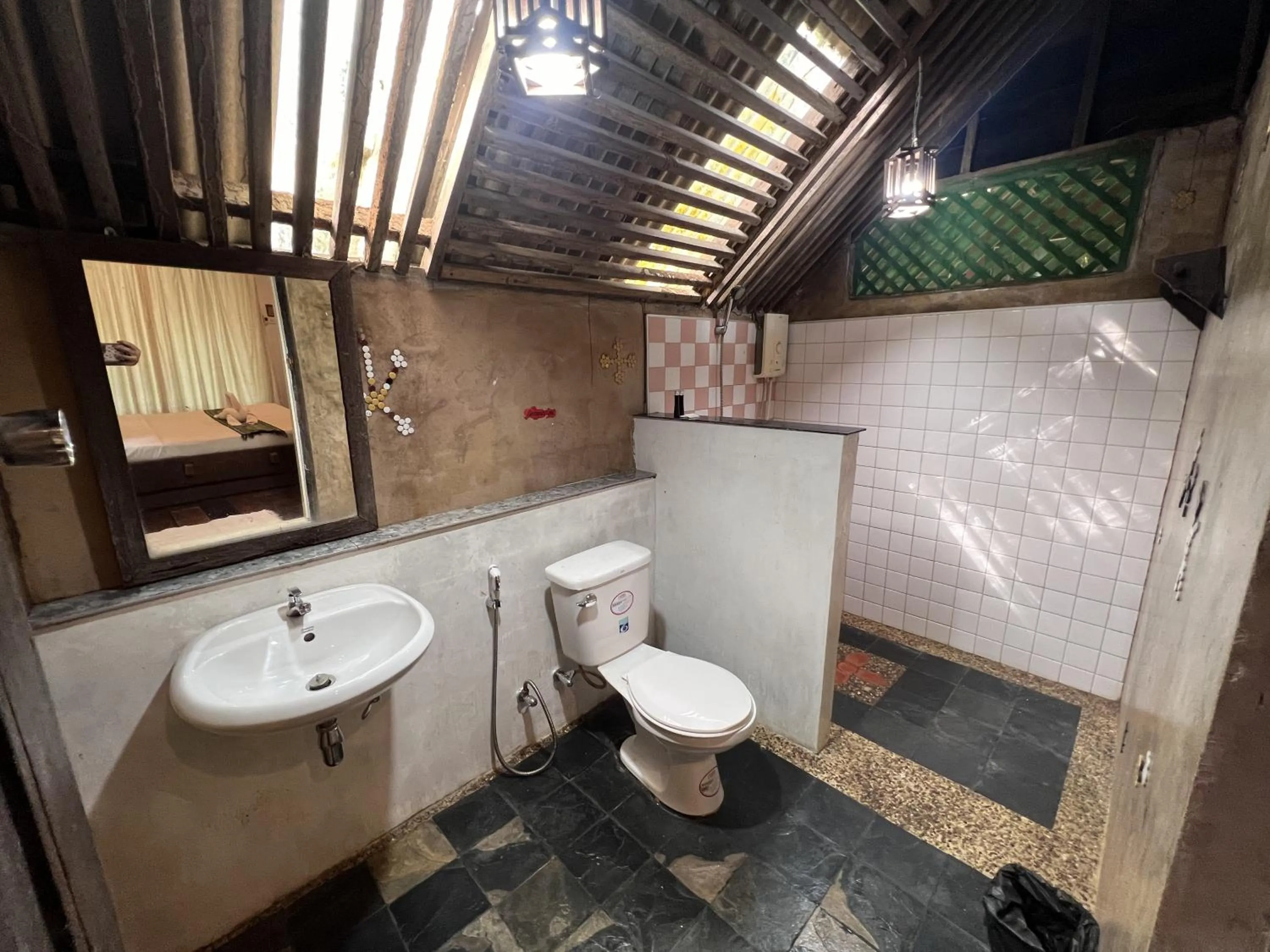 Bathroom in Pang Mai Resort