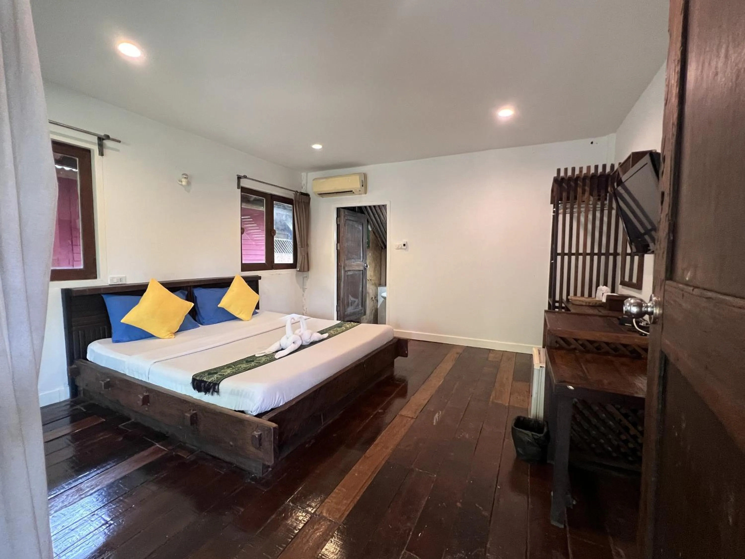 Bed in Pang Mai Resort