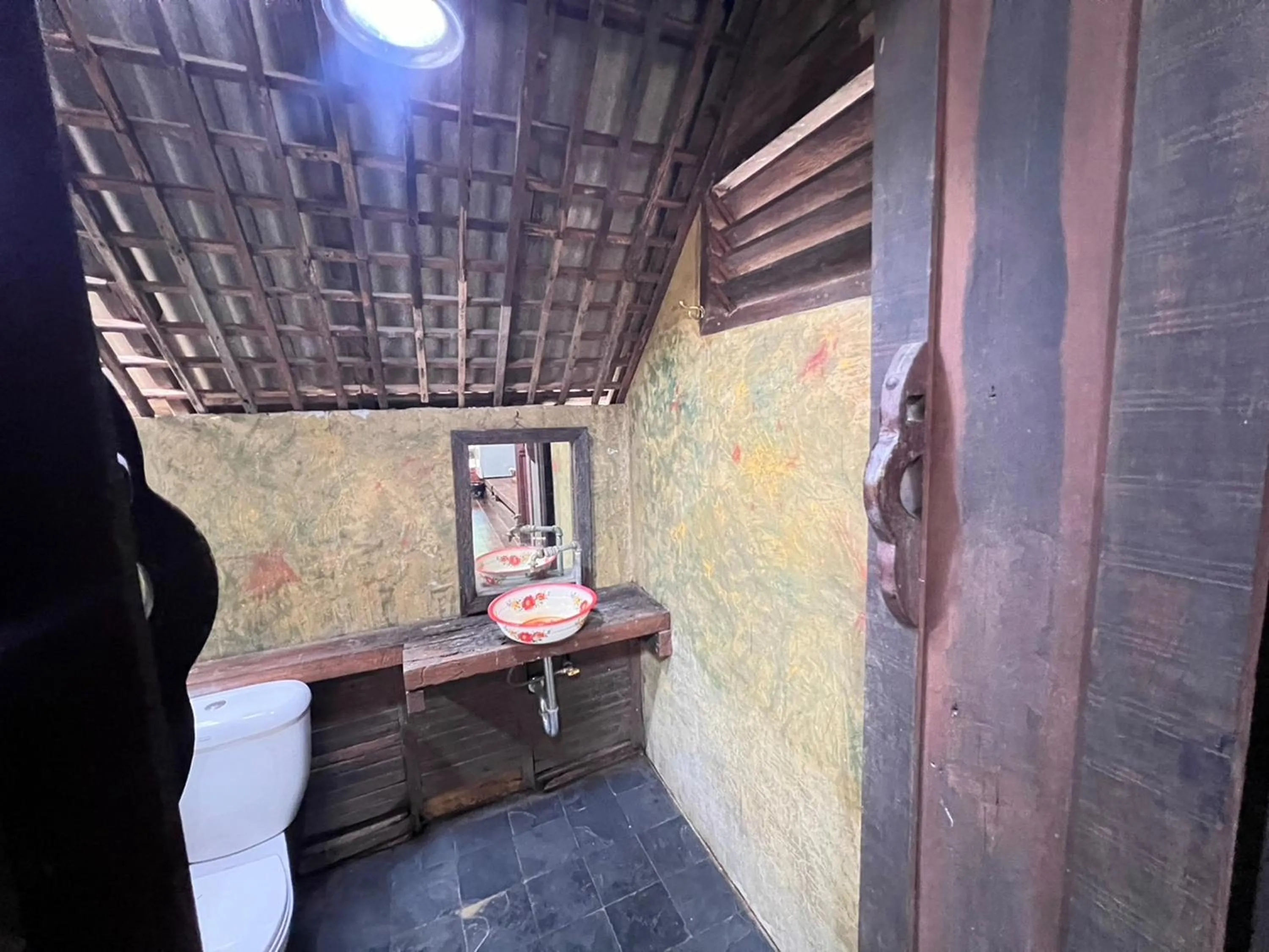 Bathroom in Pang Mai Resort