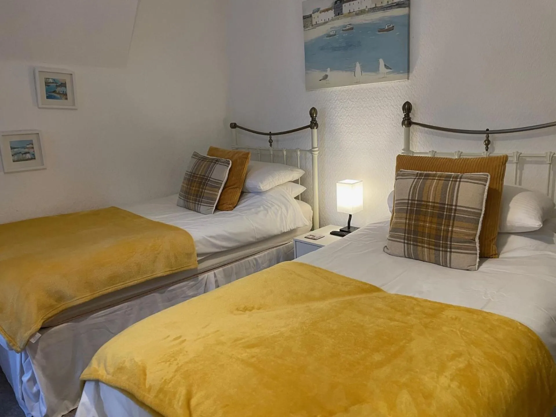 Bedroom, Bed in Bella Vista