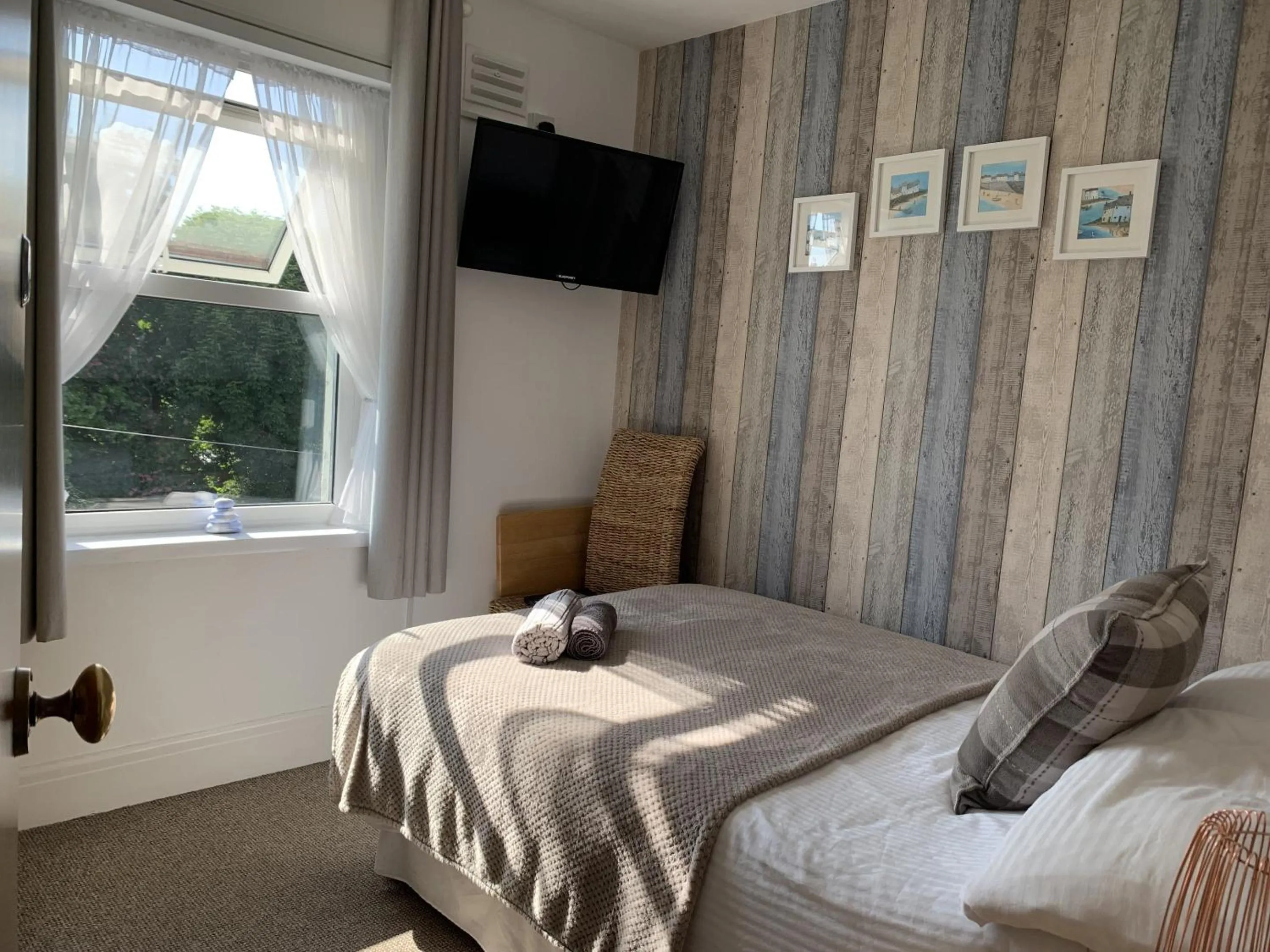 Bedroom, Bed in Bella Vista