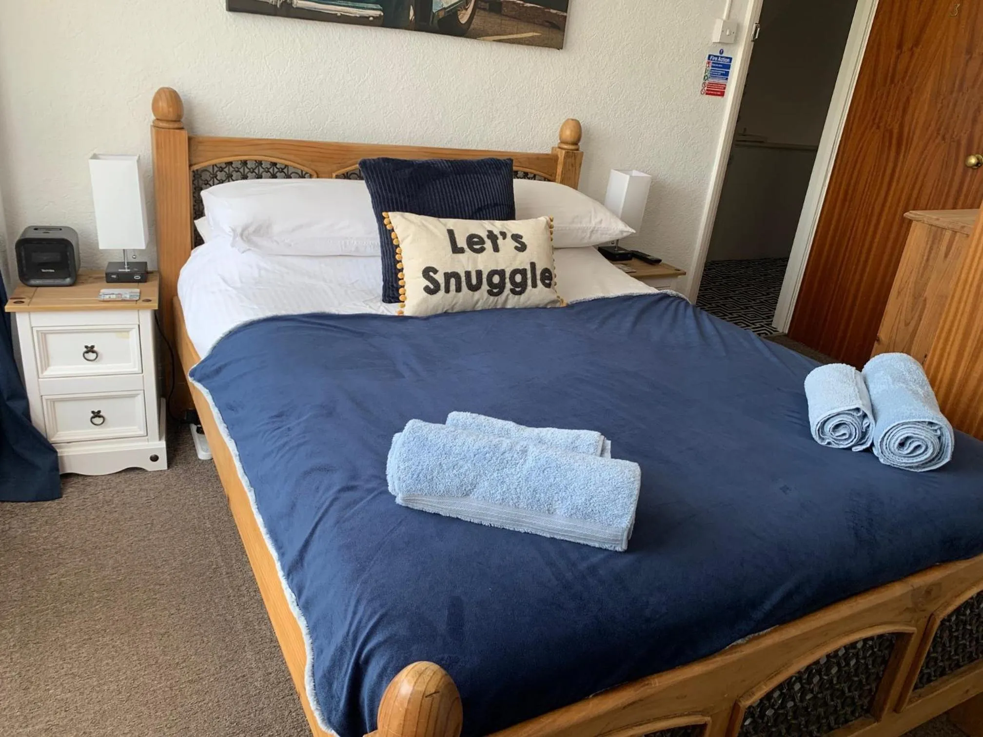 Bedroom, Bed in Bella Vista