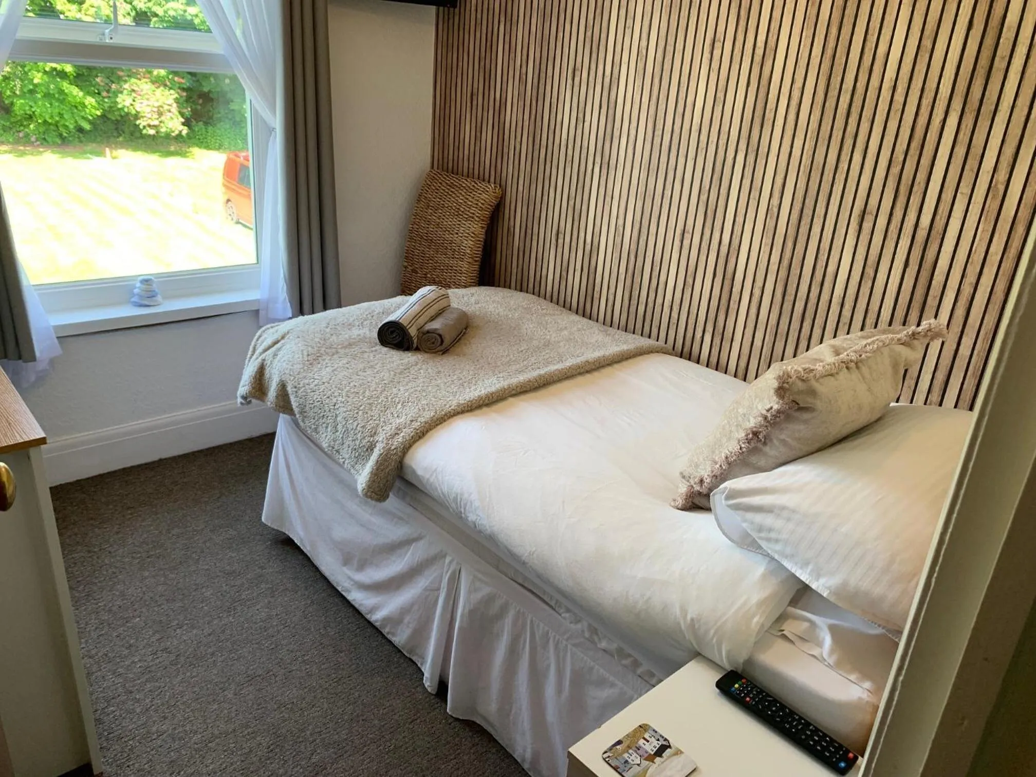 Bedroom, Bed in Bella Vista