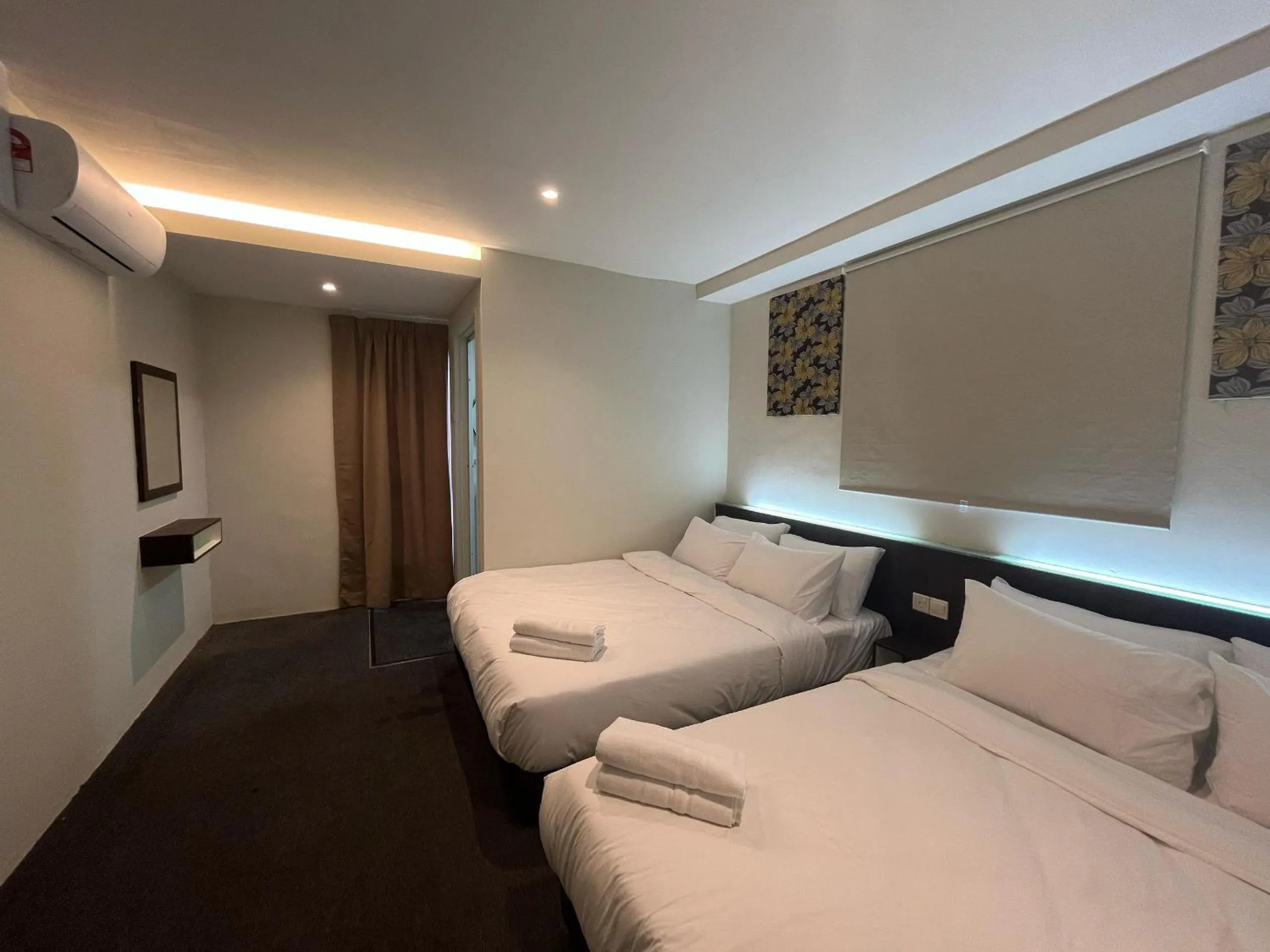 Bed in Swing and Pillows - Malacca Mahkota Parade