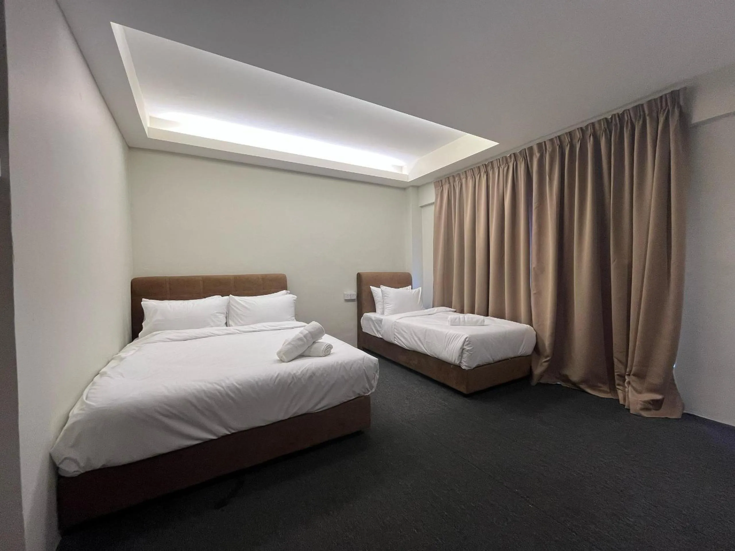 Bed in Swing and Pillows - Malacca Mahkota Parade