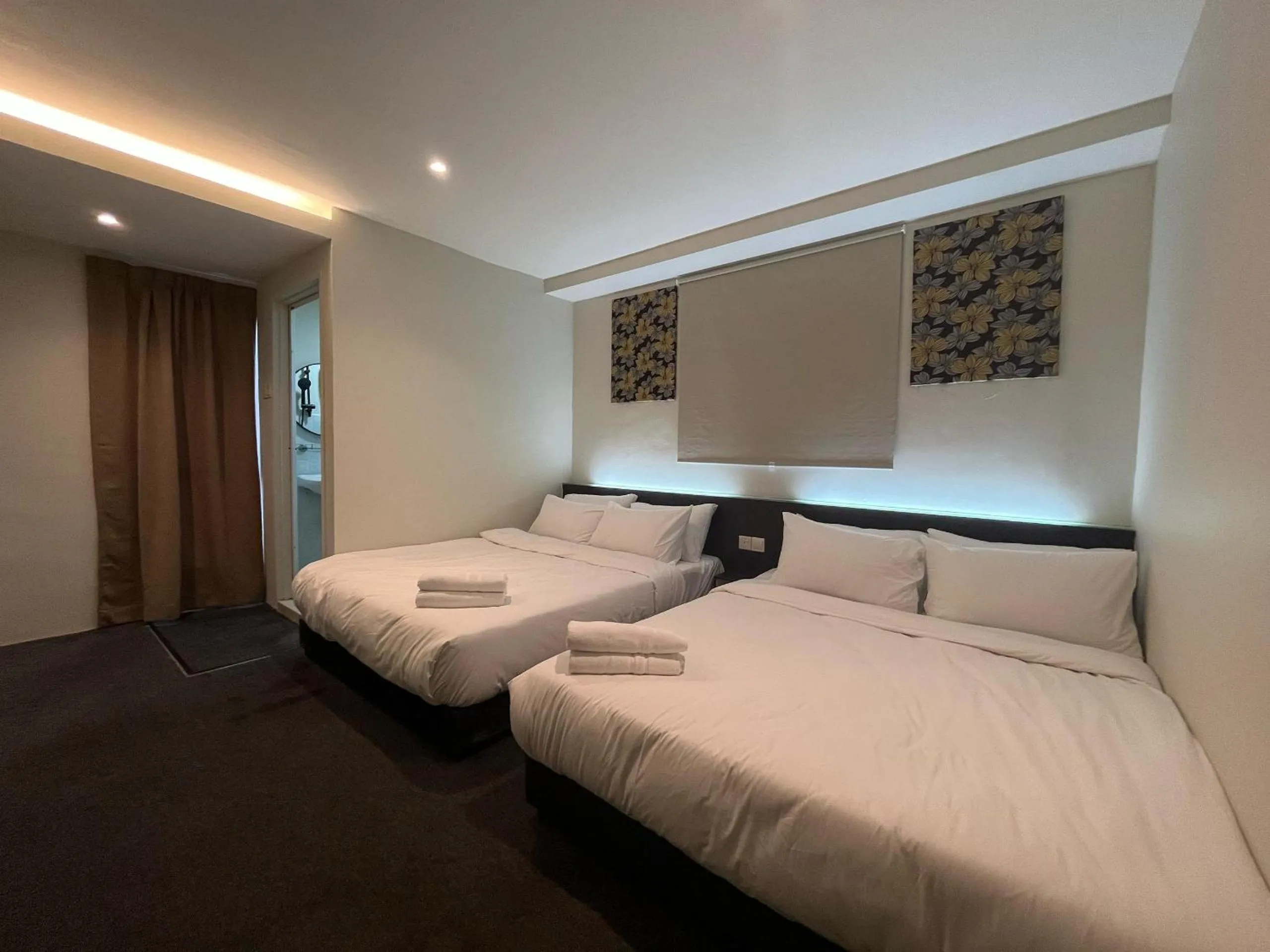 Bed in Swing and Pillows - Malacca Mahkota Parade