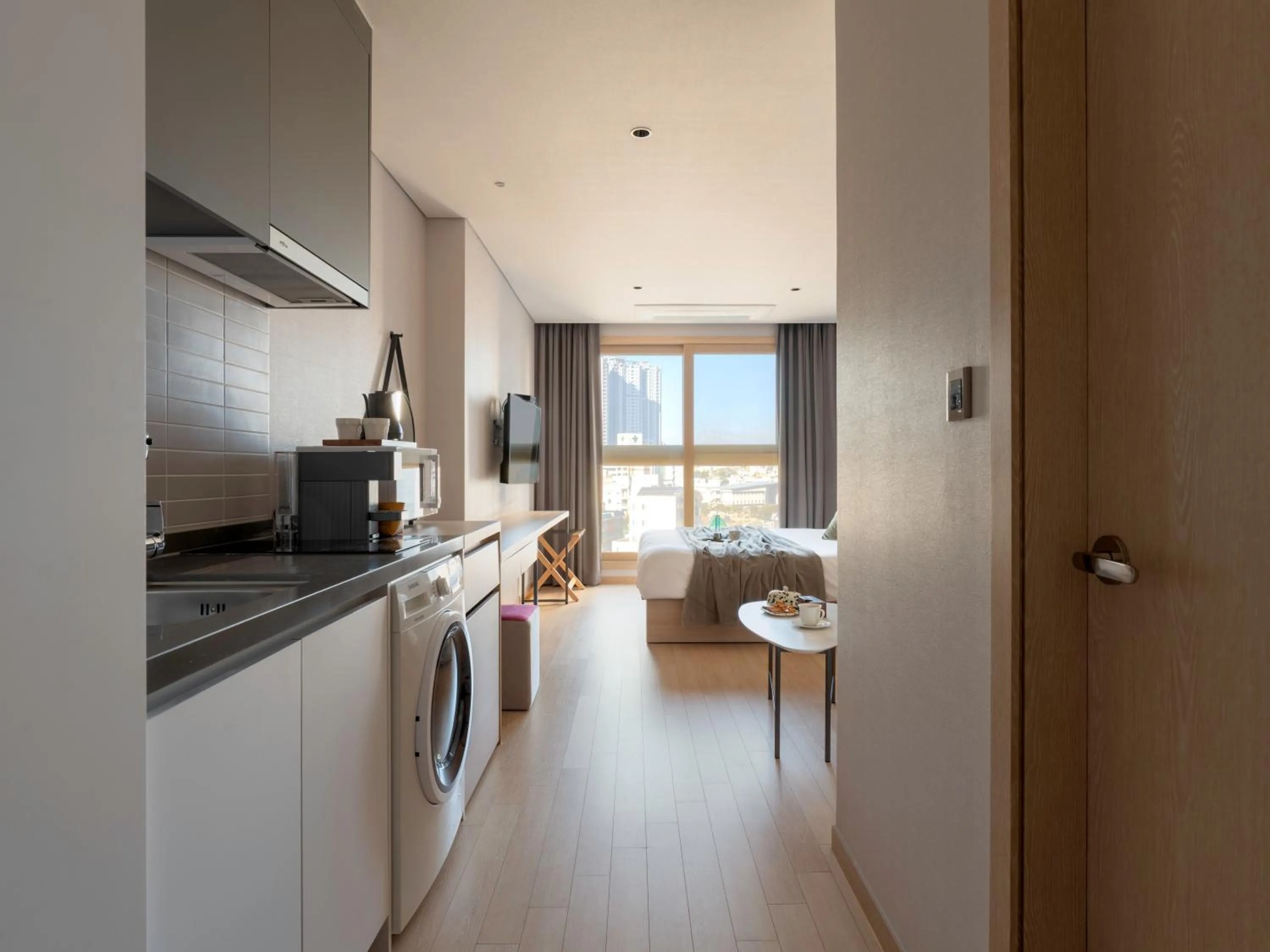 Photo of the whole room in Le Collective Sokcho Central