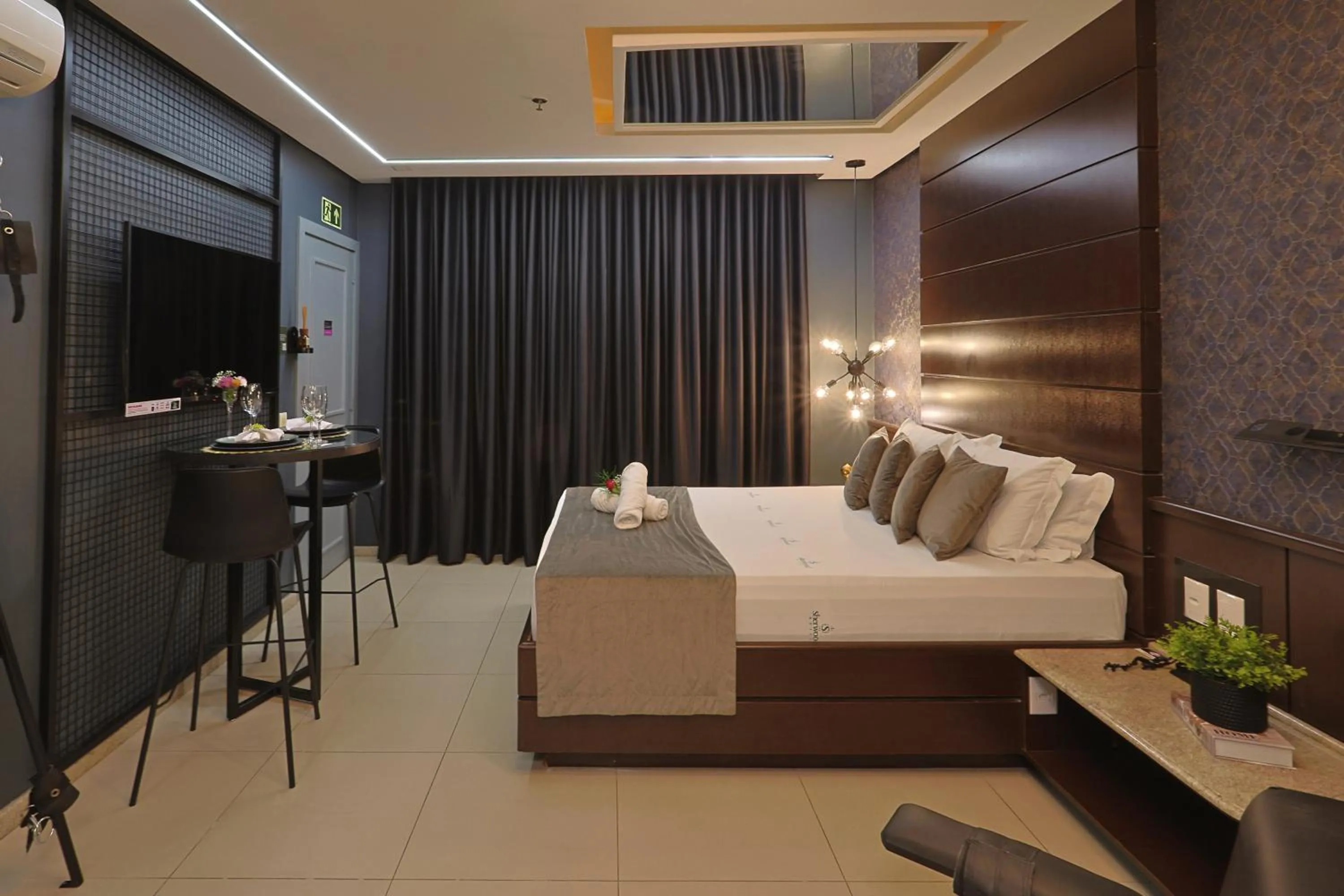 Bed in Hotel Motel Sherwood