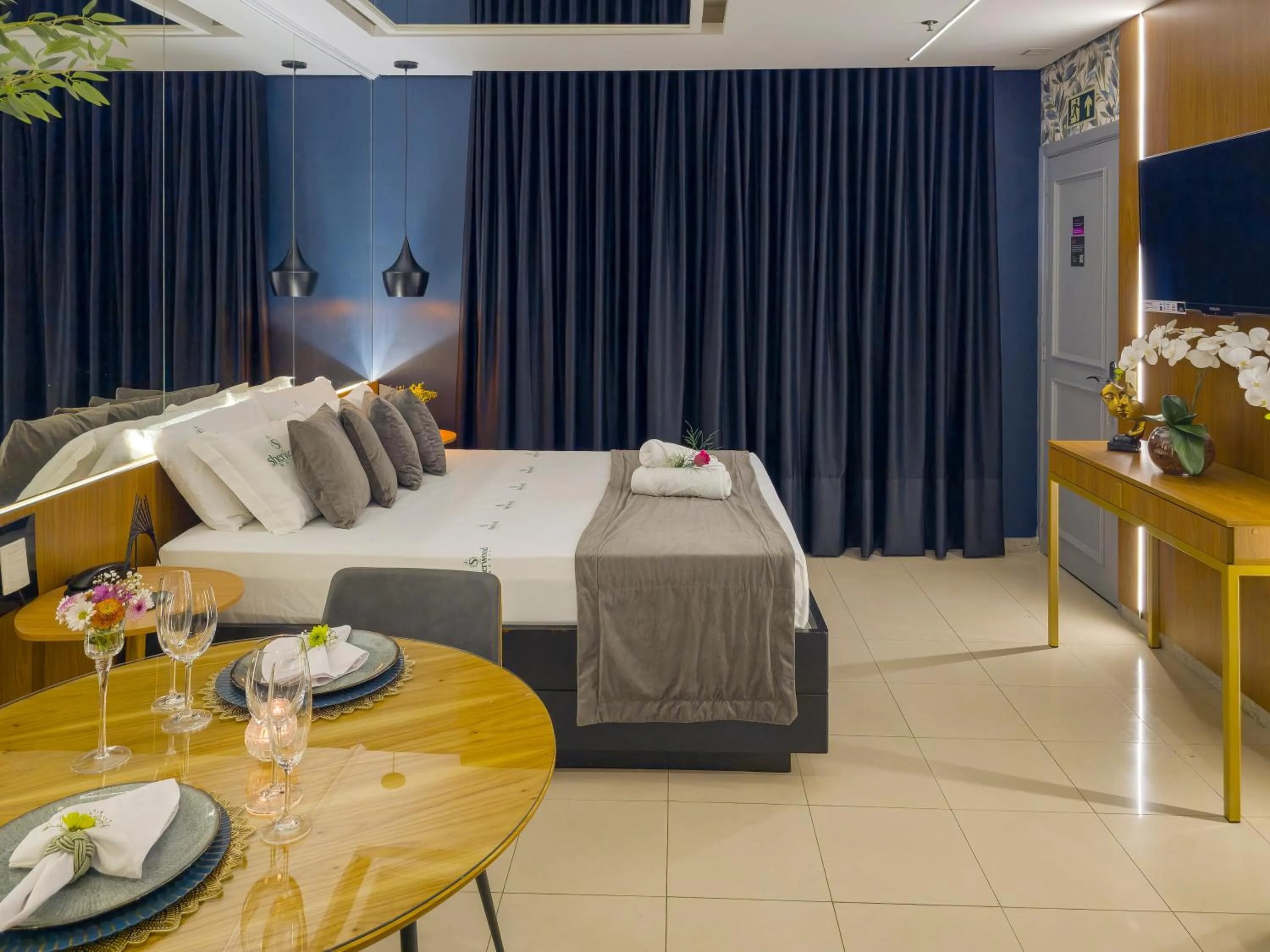 Bed in Hotel Motel Sherwood