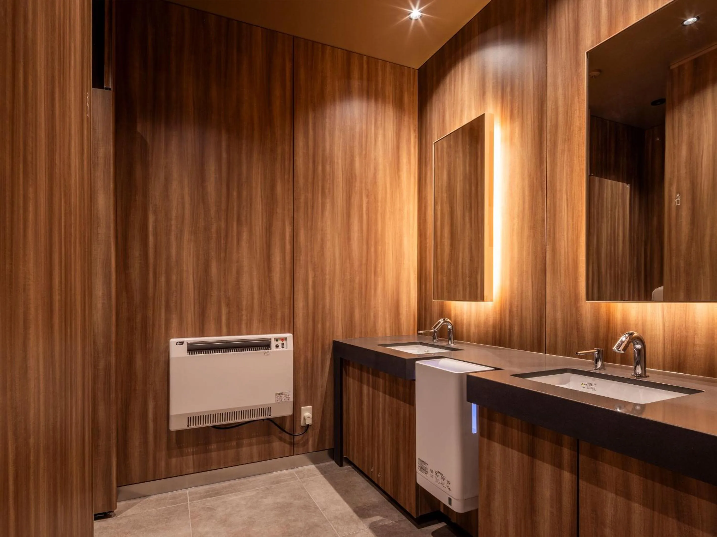 Area and facilities in SAPPORO HOTEL by GRANBELL