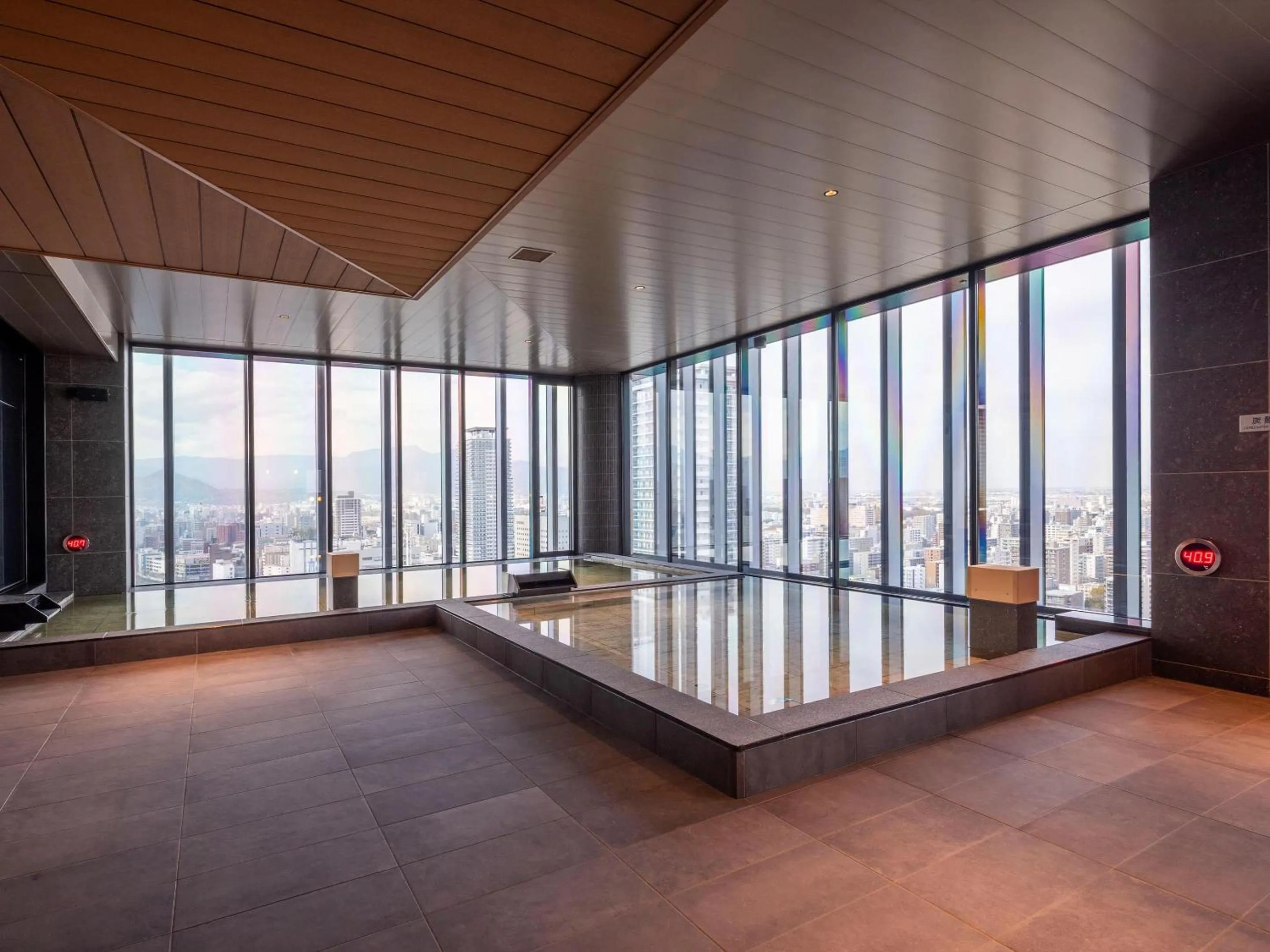 Public Bath in SAPPORO HOTEL by GRANBELL