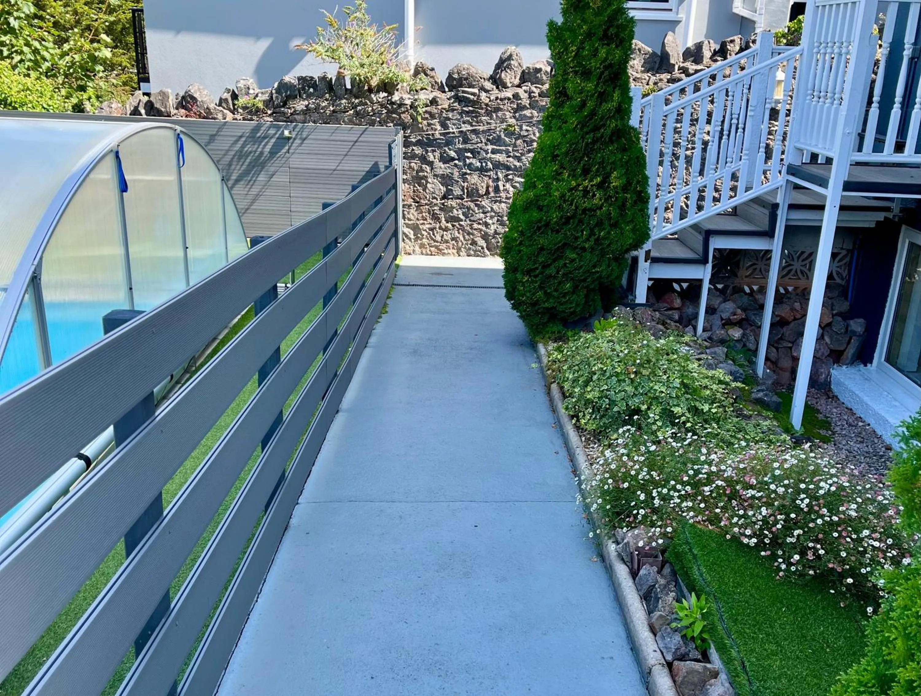 Property building in Atlantis Holiday Apartments